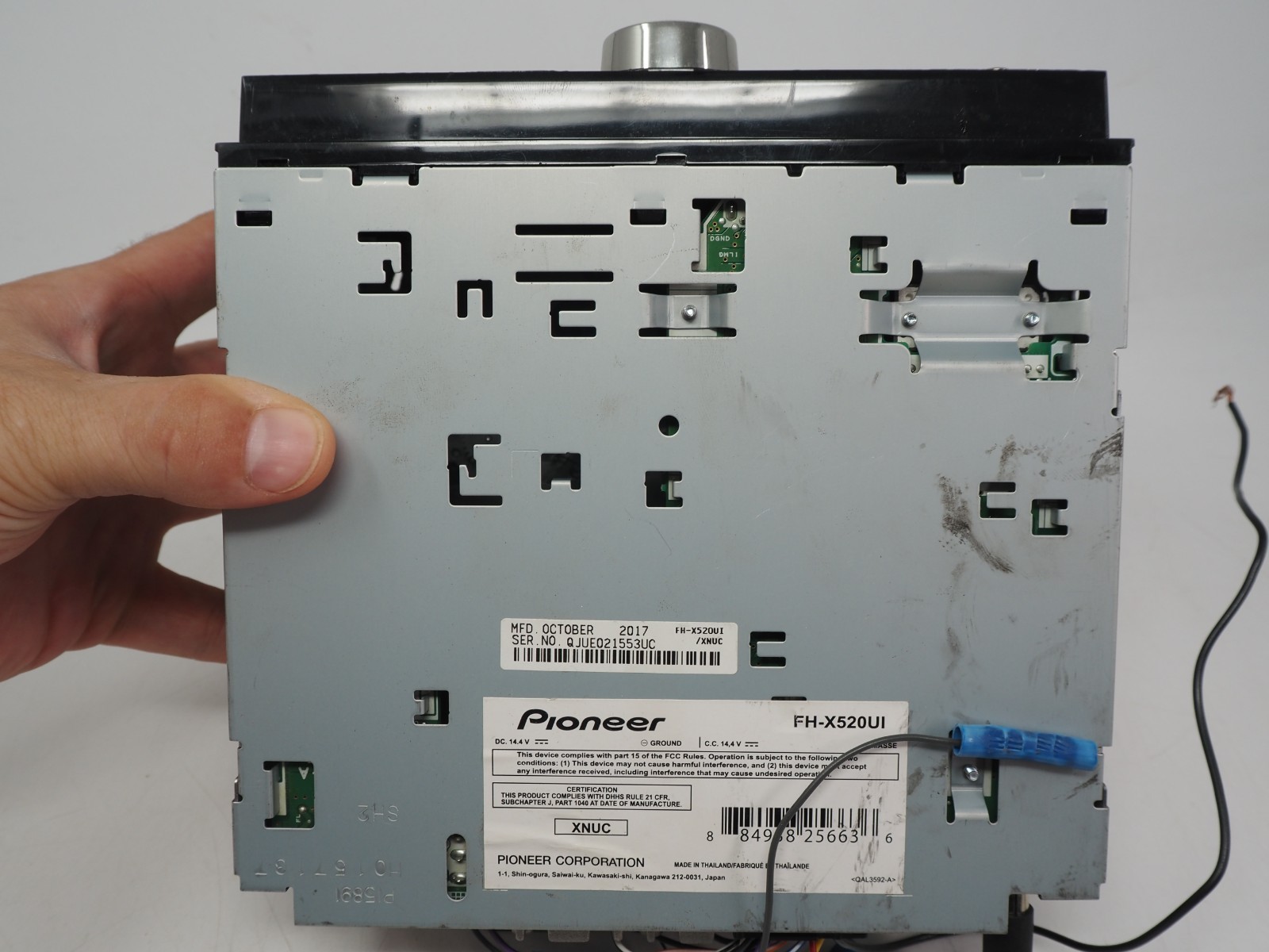 Pioneer FH-X520UI CD Player In Dash Receiver – Untested