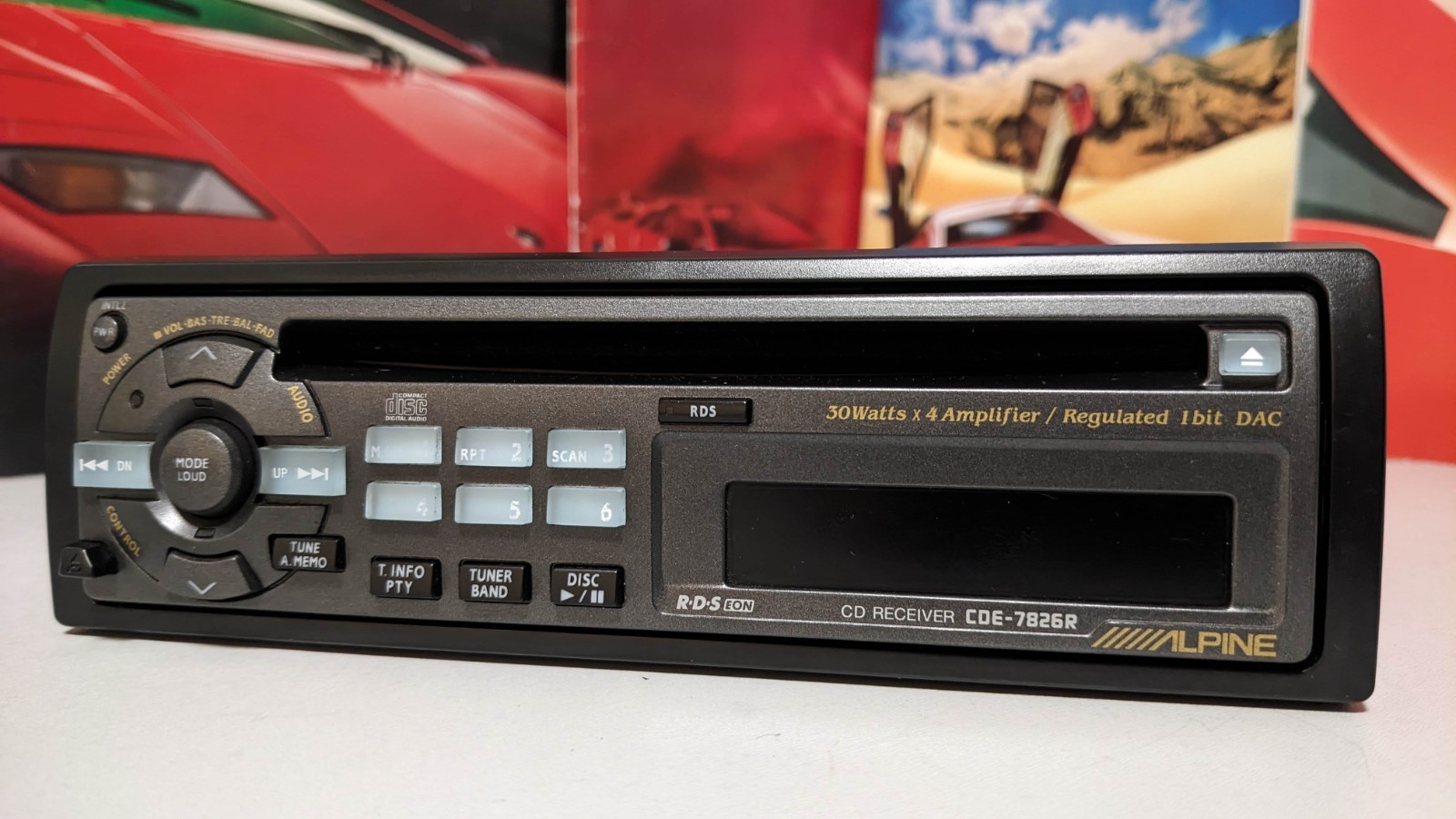 Alpine CDE-7826R FM/AM Car CD Receiver RDS Radio 4 X WATT 1 Bit DAC
