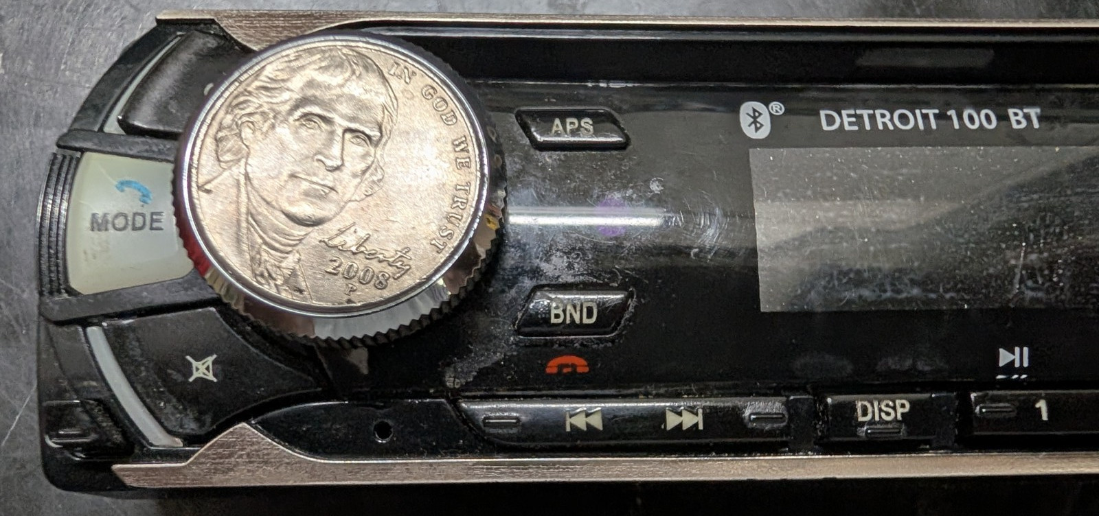 Blaupunkt BT 100 Detroit CD & MP3 Receiver FACEPLATE ONLY
