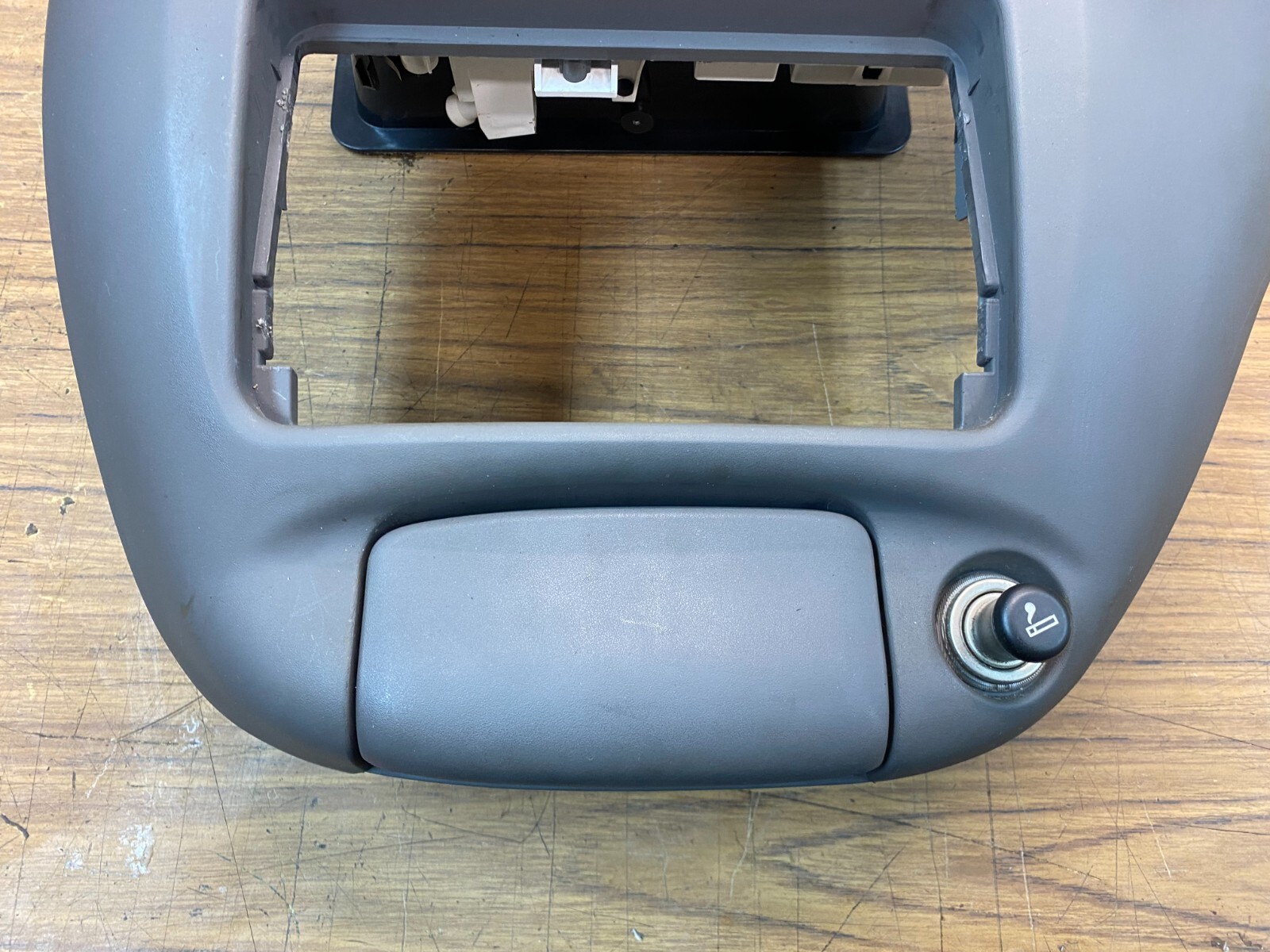 Ford Falcon AU S1 Dash A/C Stereo Control Surround Grey