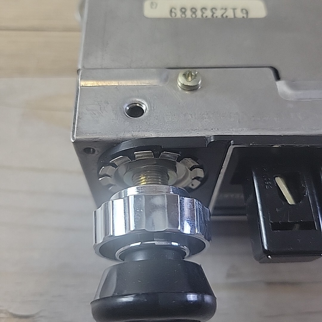 Vintage Hitachi Car Radio TM-403HCR 12V Intergrated Circuit