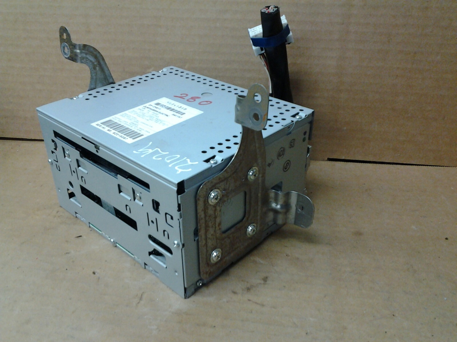 2007 Mitsubishi Outlander AM-FM Radio Receiver MN141319