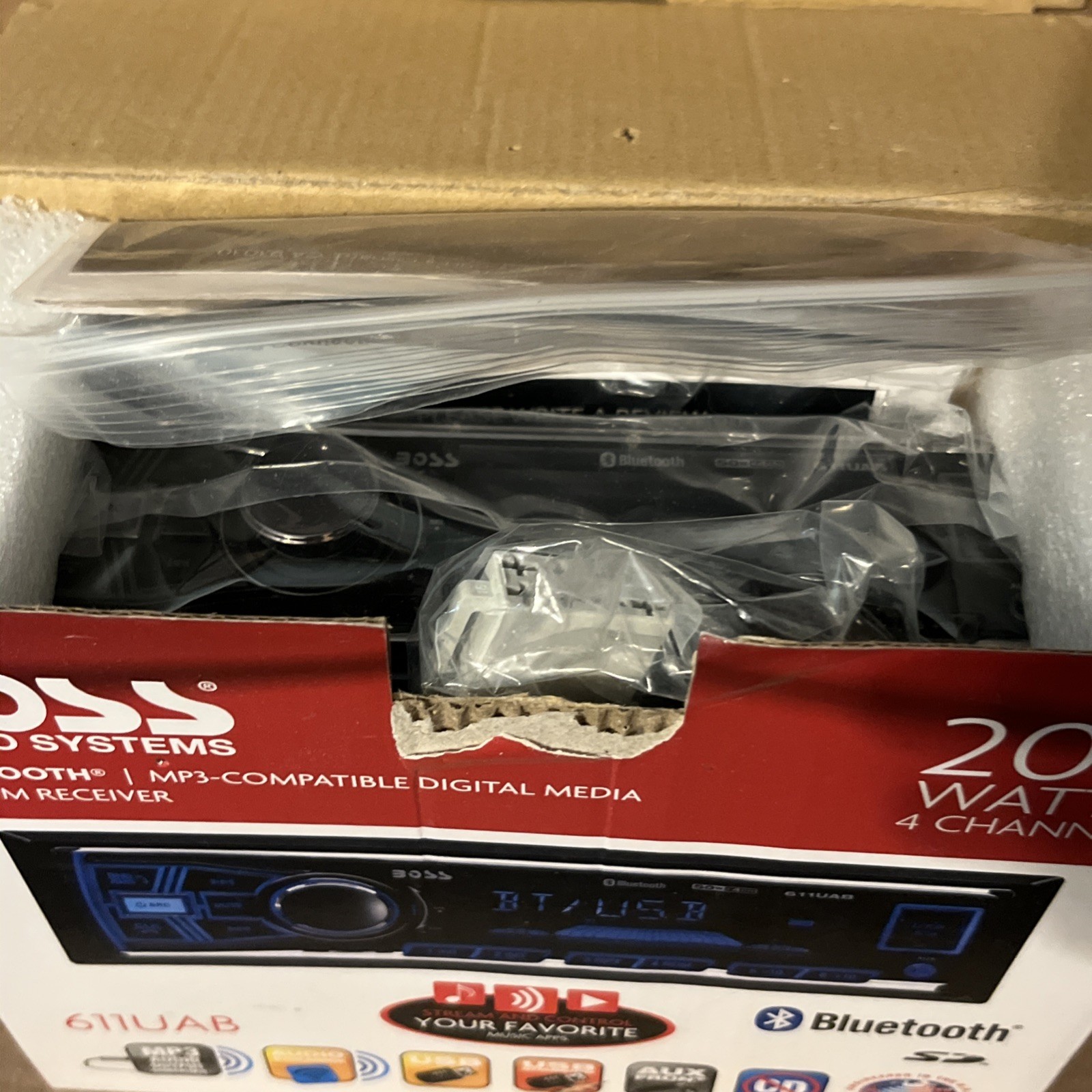 BOSS Audio 611UAB Single-DIN Multimedia Player