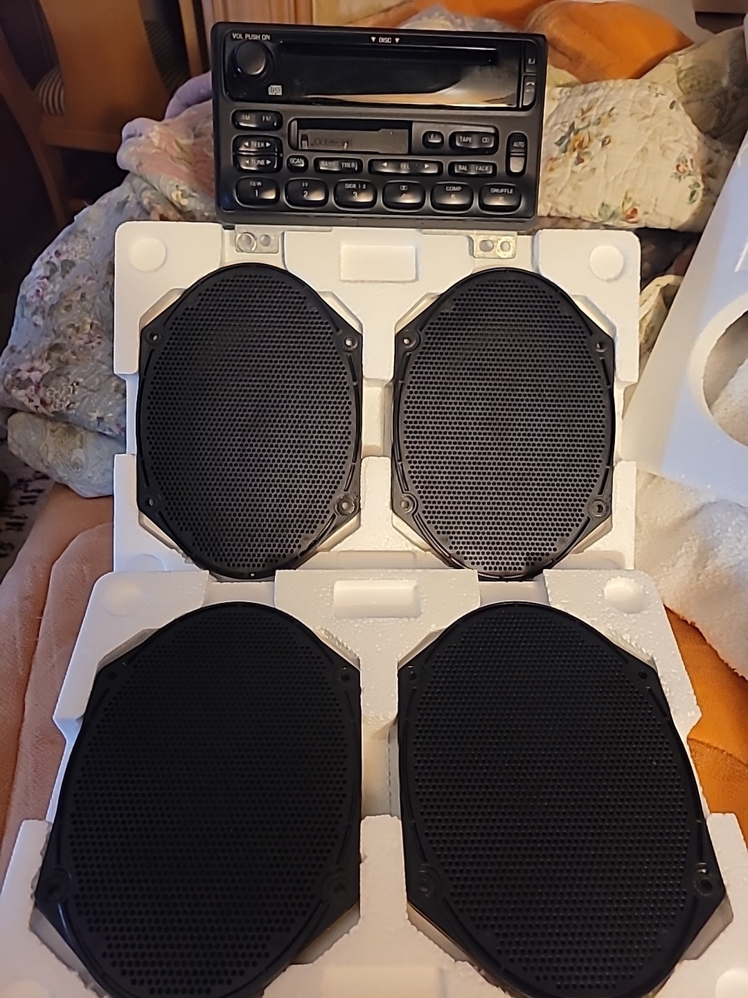 Ford Audio System 1999-2004 F150 Unit With 4 Speakers