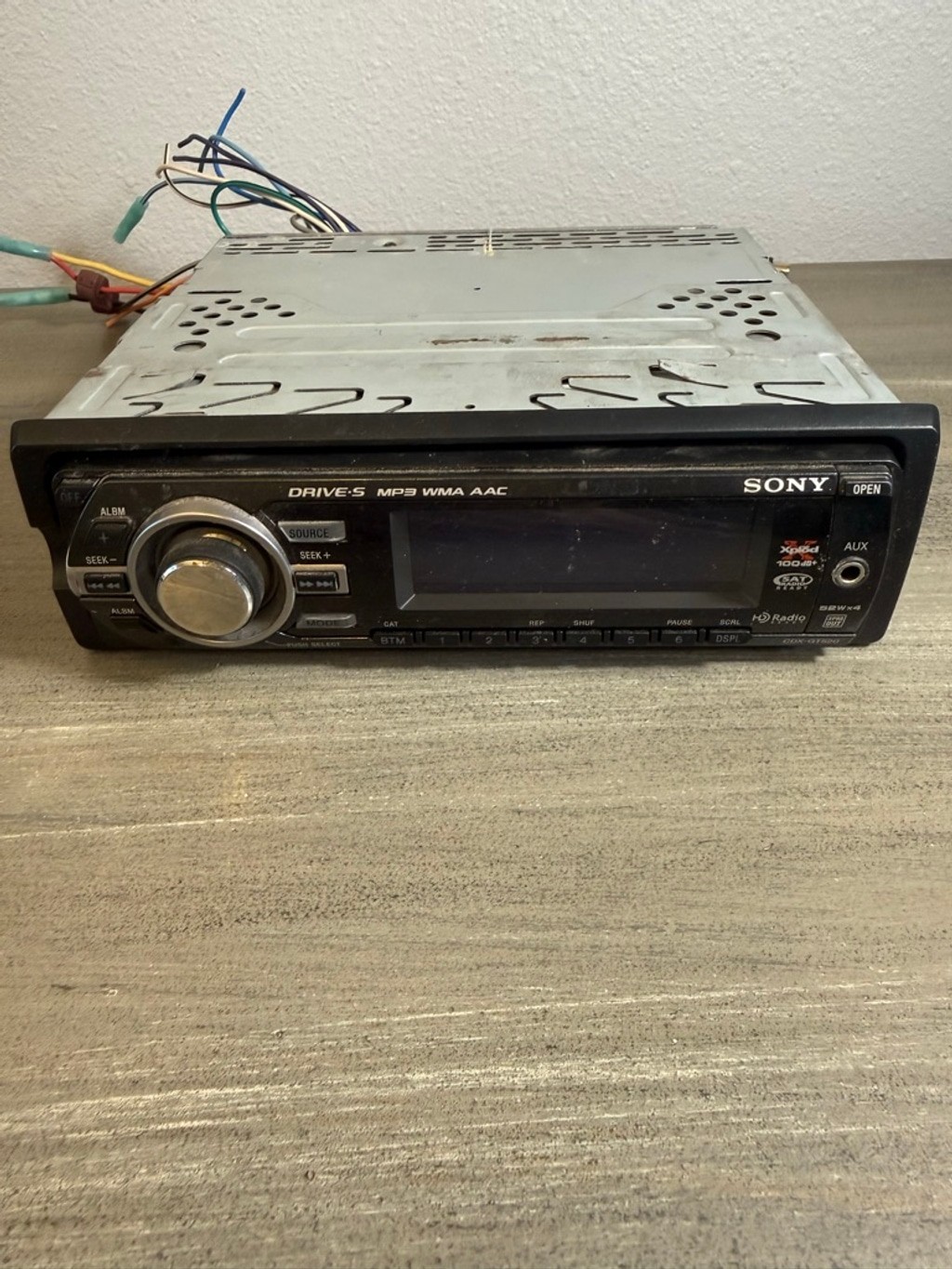 Sony Xplod CDX-GT520 car audio player
