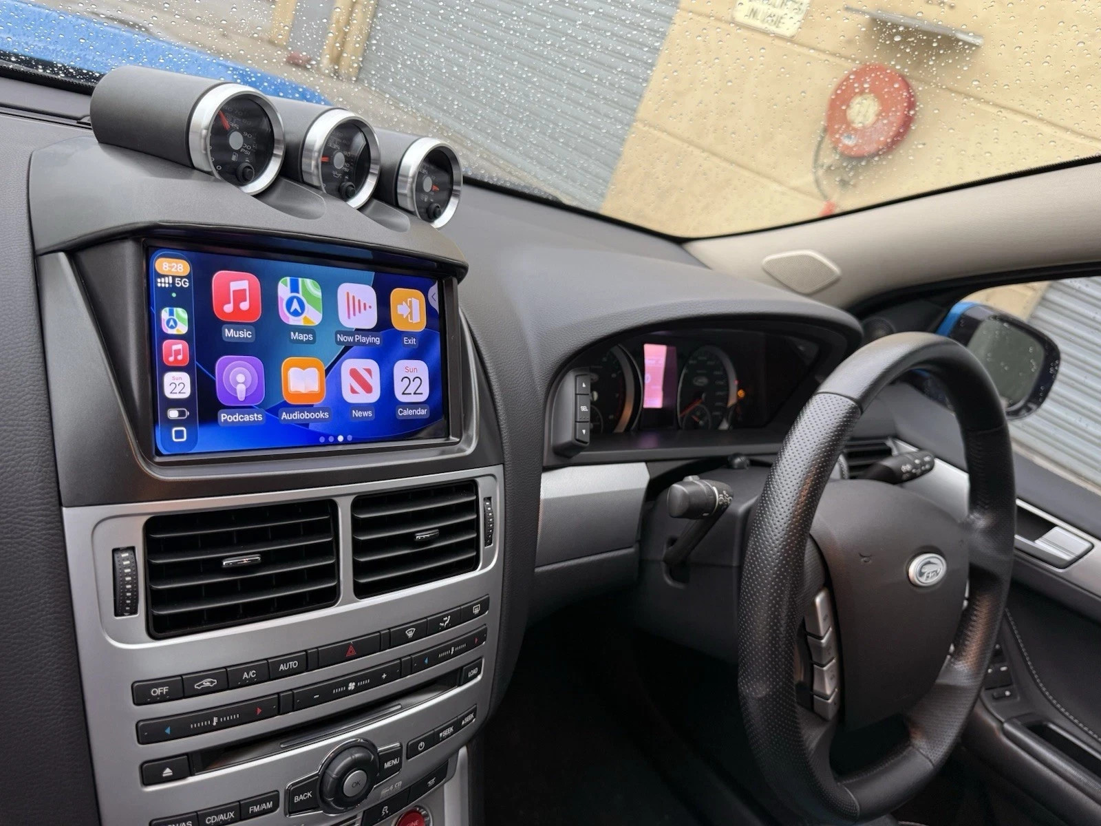 Headunit With Wireless CarPlay/Android Auto for Ford Falcon FG MK2