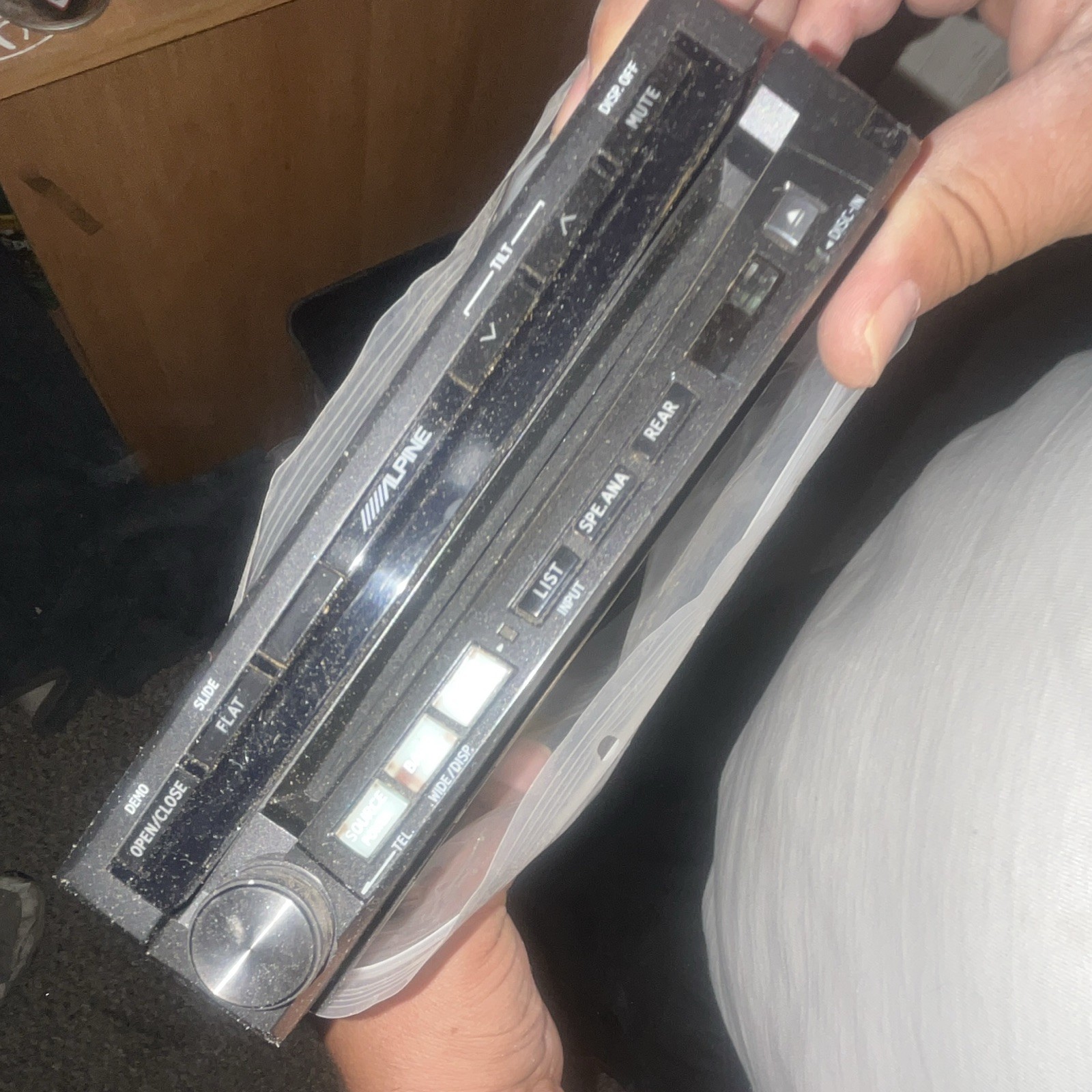 Alpine IVA-D900 Mobile Media Station