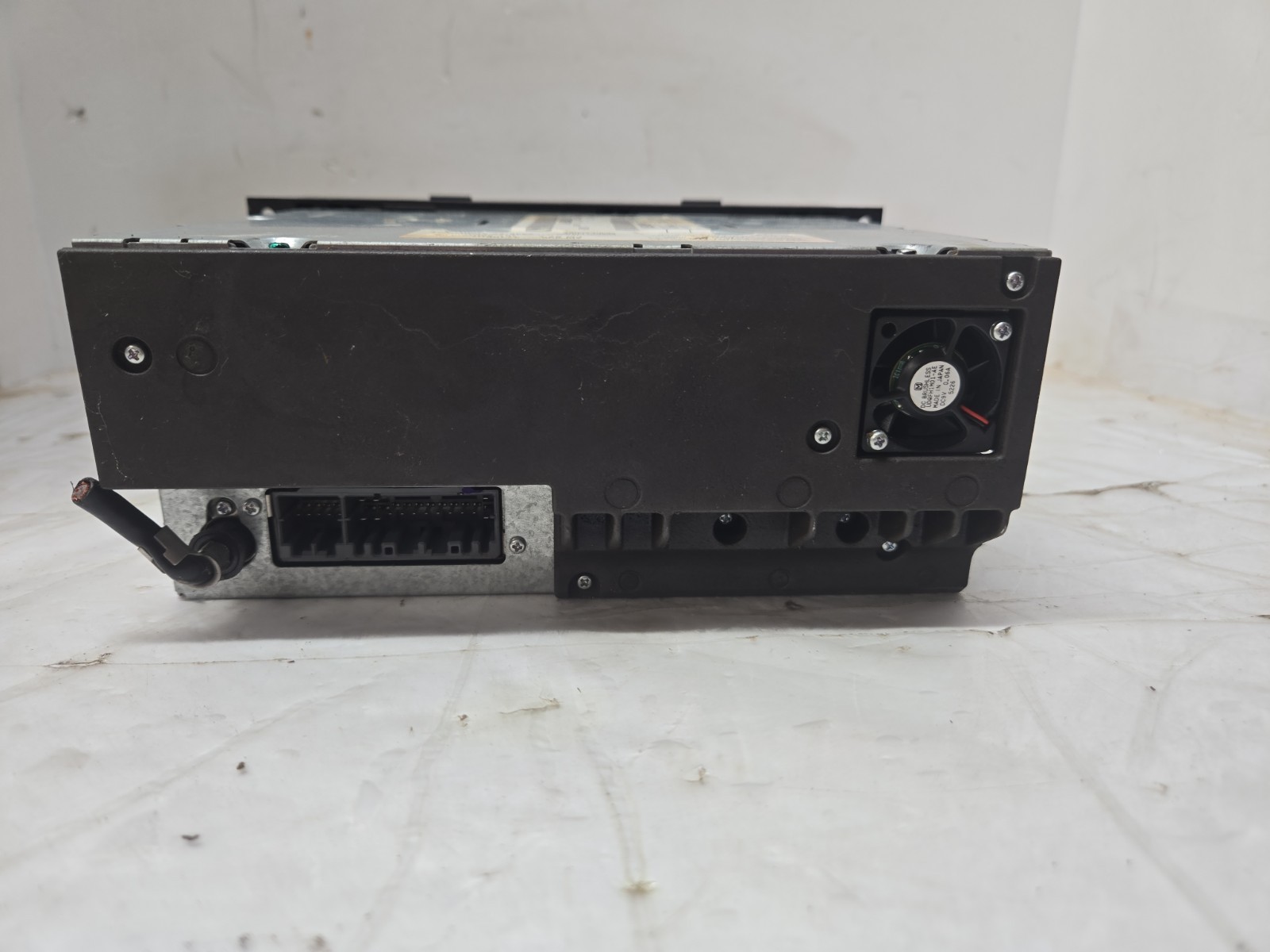 Dodge 2006 2500 Radio Cassette CD Player P05091523AK Chrysler Corp