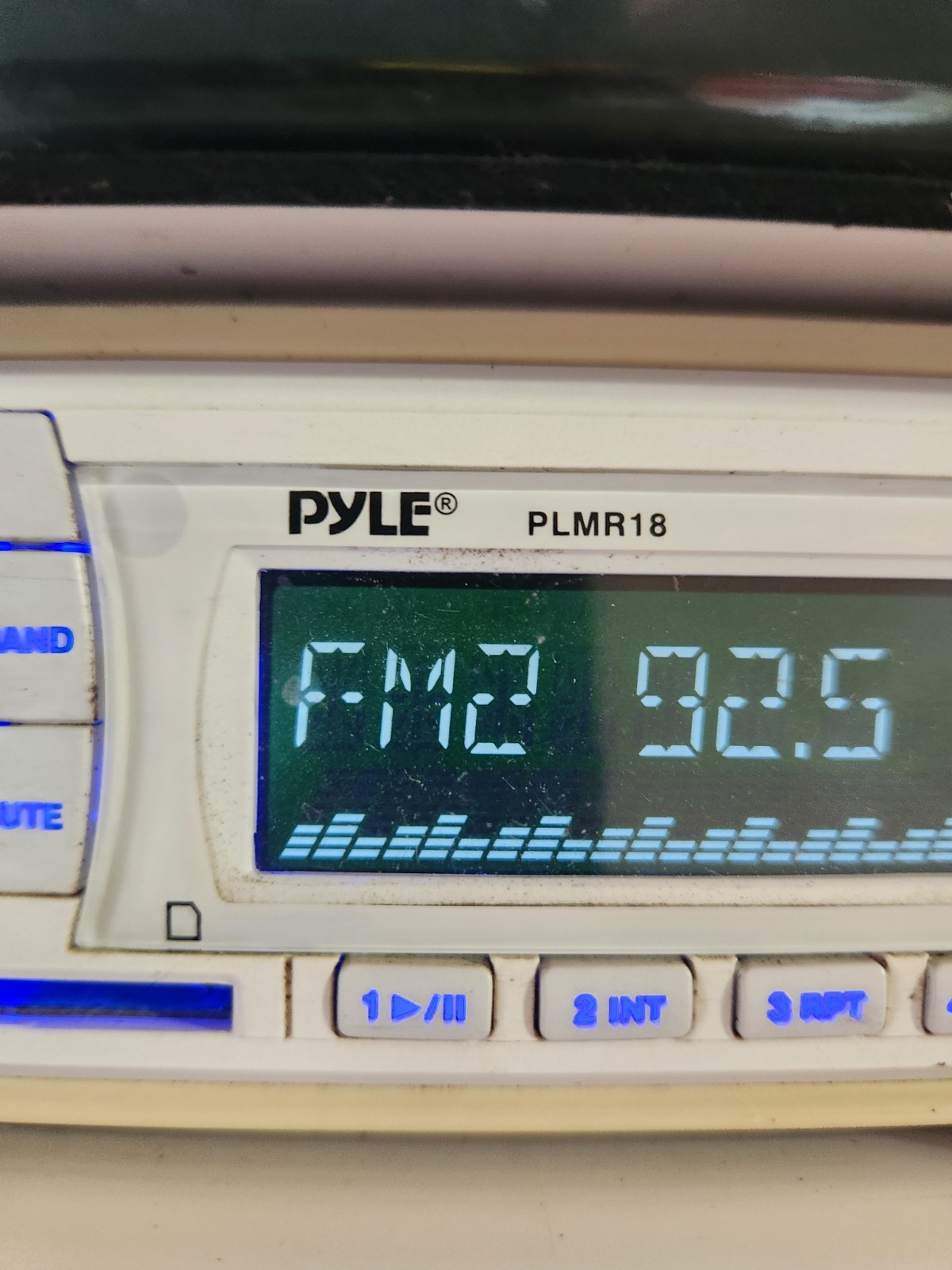 Pyle PLMR18 AM/FM MPX In-Dash Marine Electronic Tuning Radio USB SD MMC Reader
