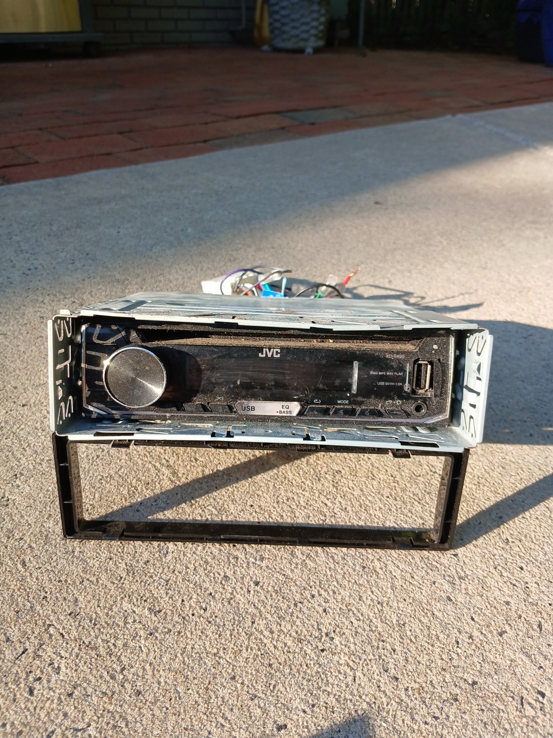 JVC Automobile CD Receiver USB Model KD-R490