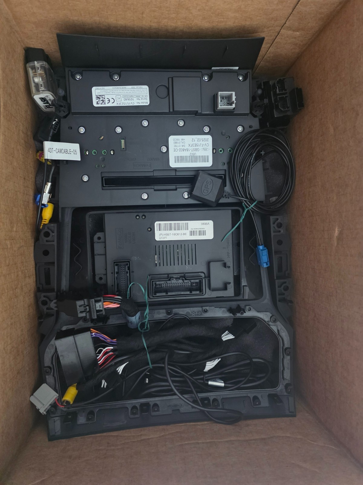 2016 Ford Explorer (16-17″) 4″to 8″ Touchscreen SYNC2 -SYNC 3 Converter