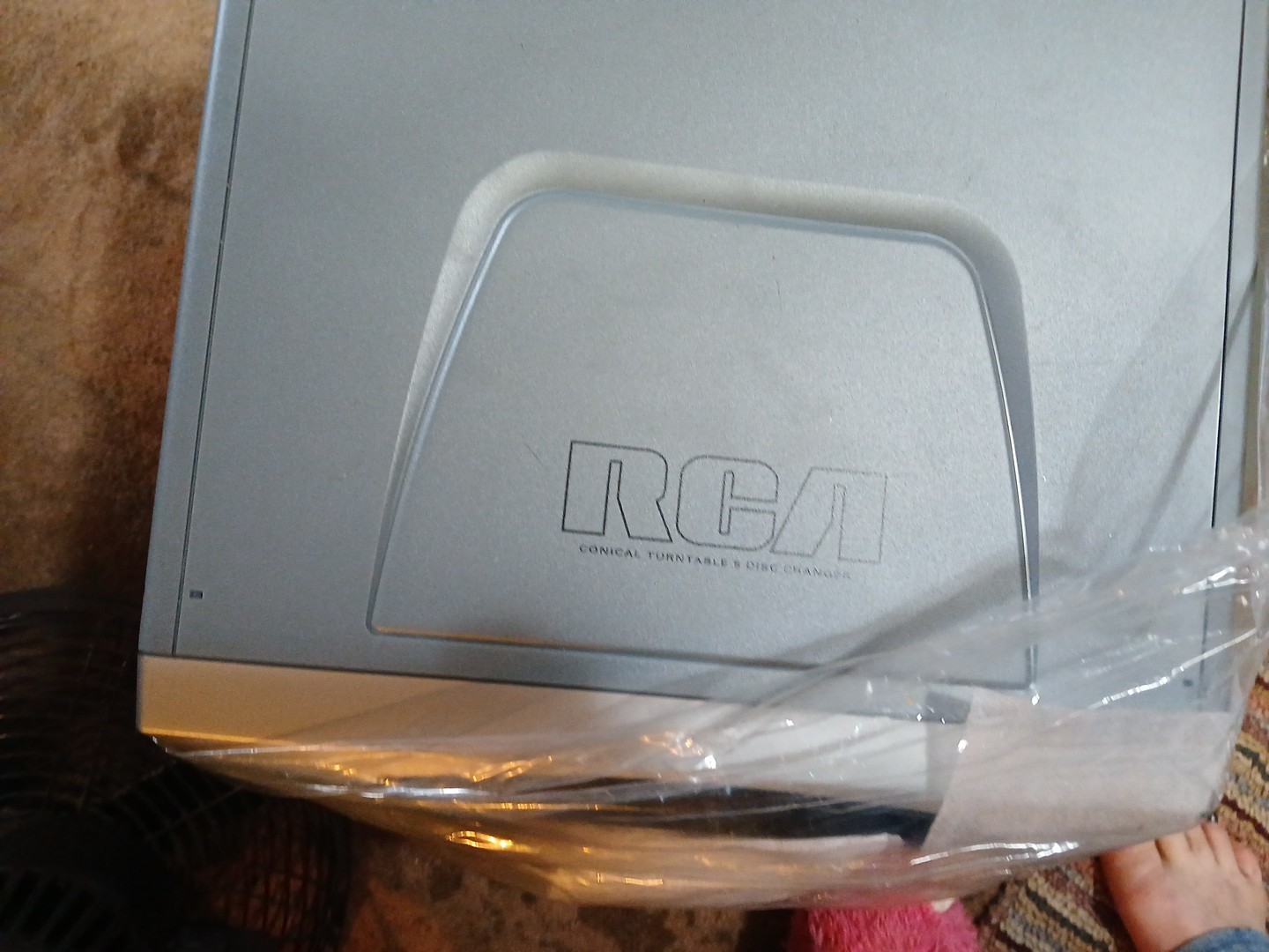 BRAND NEW IN BOX Rca 5 Disc Stereo, Speaker 2 Sub Woofer 2 Remote