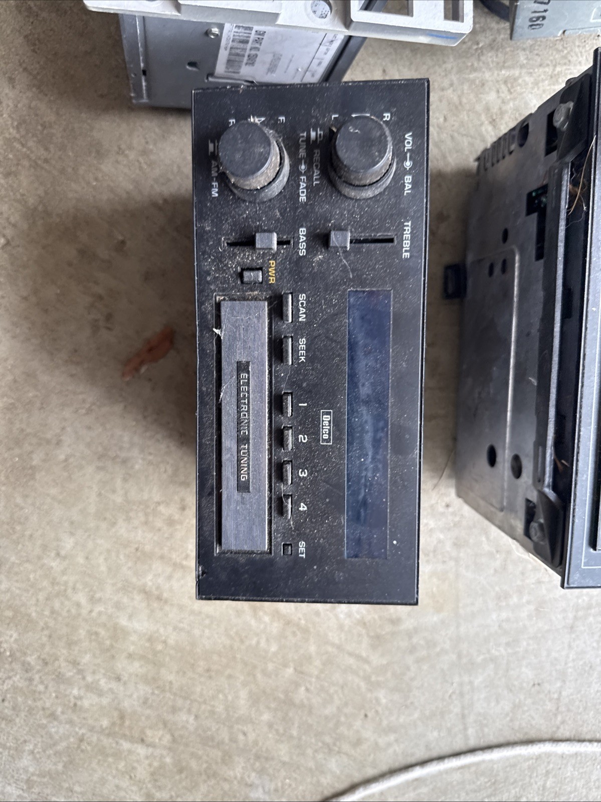 5 Car Stereos 2 Cd Players MP3