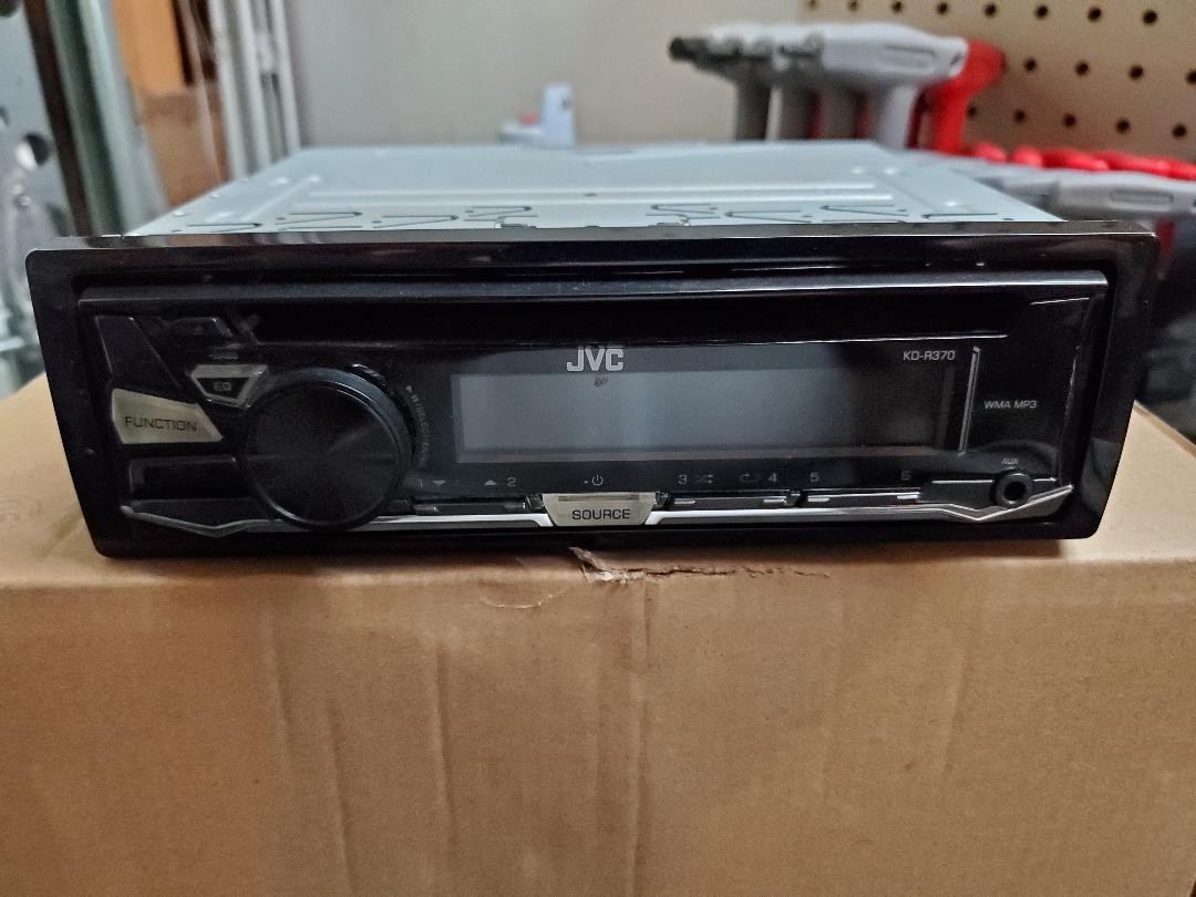 JVC KD-R370 1-DIN CD AM/FM Front AUX Car Stereo Receiver