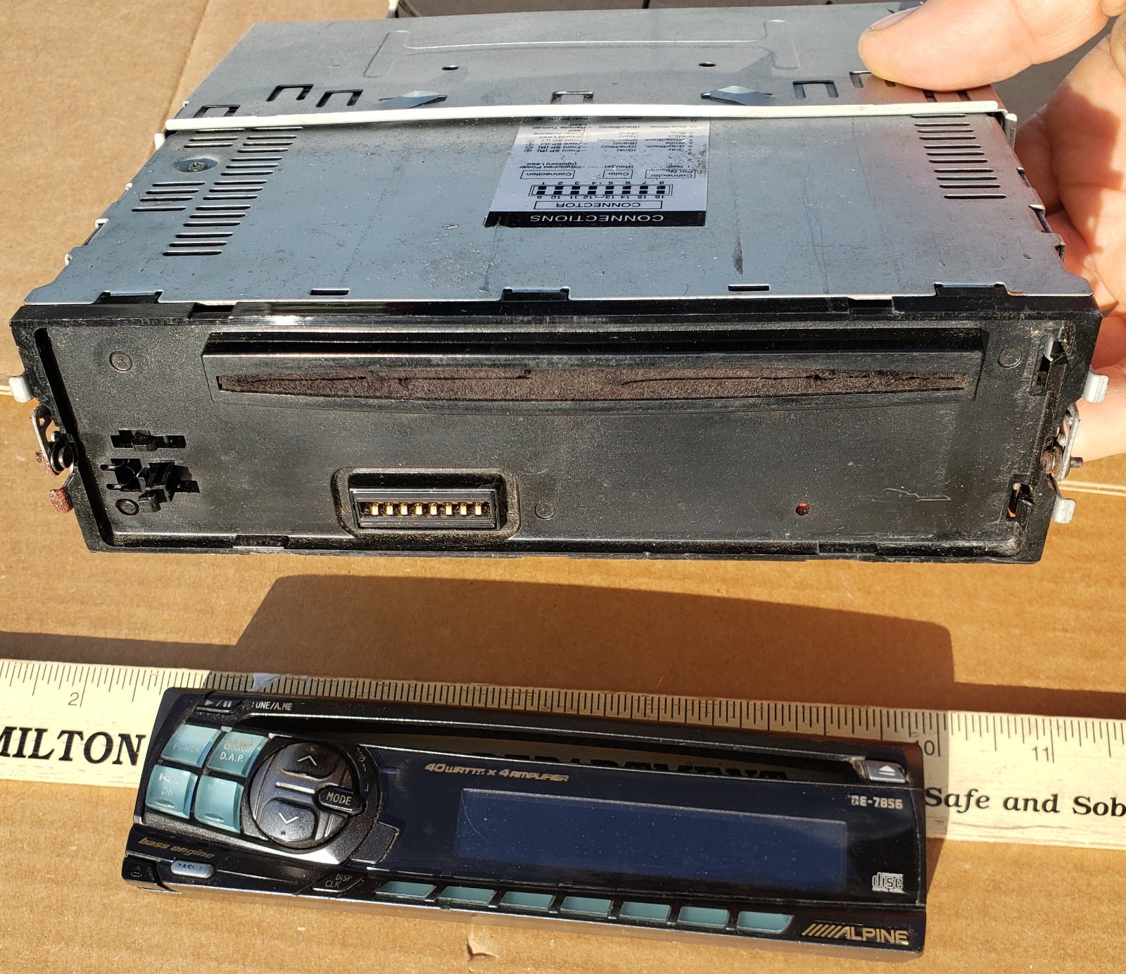 Alpine CDE-7856 Car Stereo Radio CD In Dash Receiver w/ Wire Harness & Sleeve