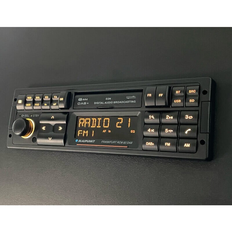 Blaupunkt Frankfurt RCM 82 DAB – Classic 90s Car Radio with Bluetooth & DAB+