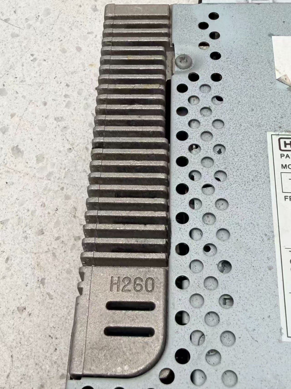 Hyundai Factory CD FM/AM Radio Part No. 96160-2D101AX H-260JU