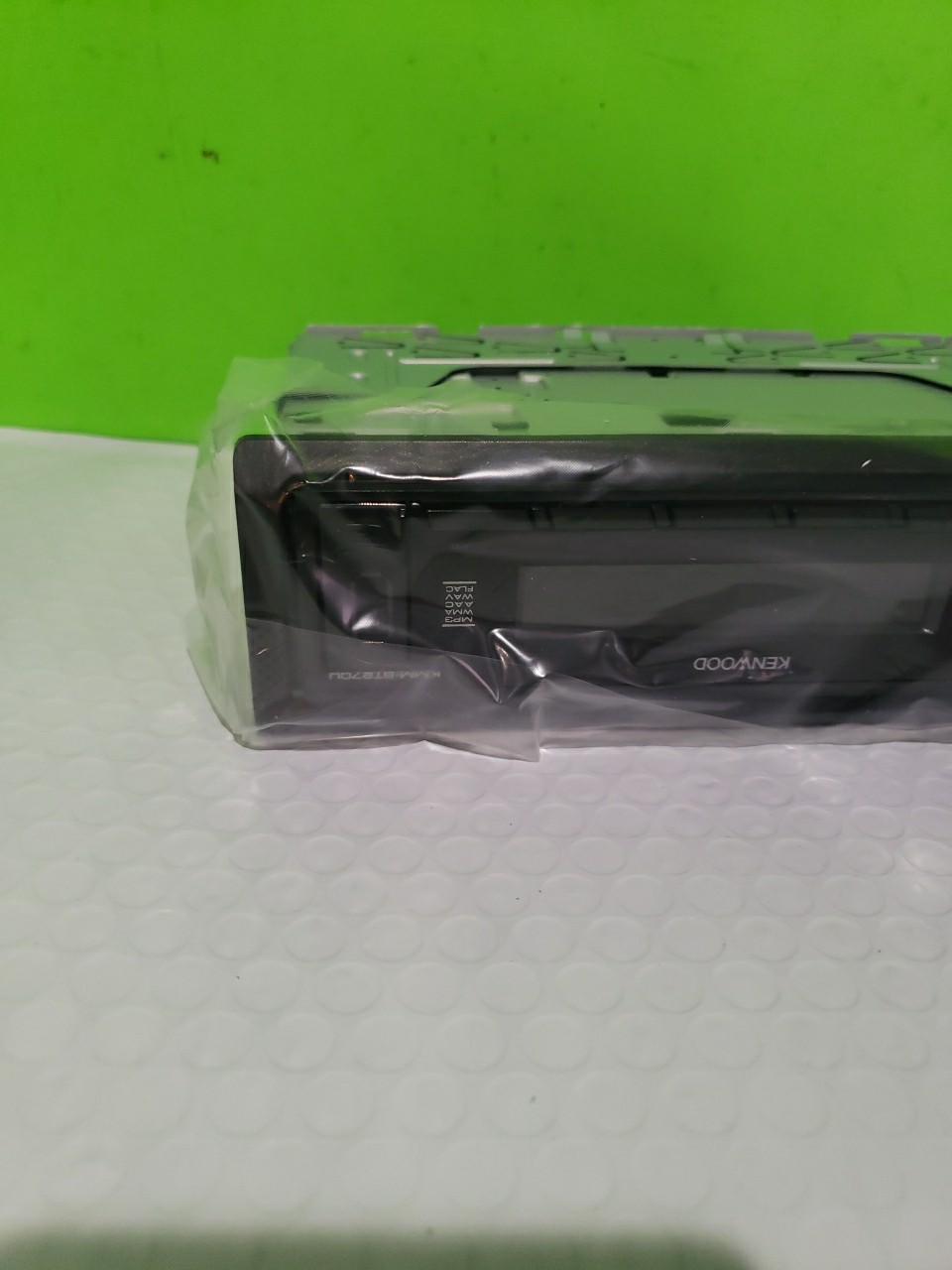 KENWOOD KMM-BT270U Bluetooth Digital Media Car Stereo Receiver with USB Port