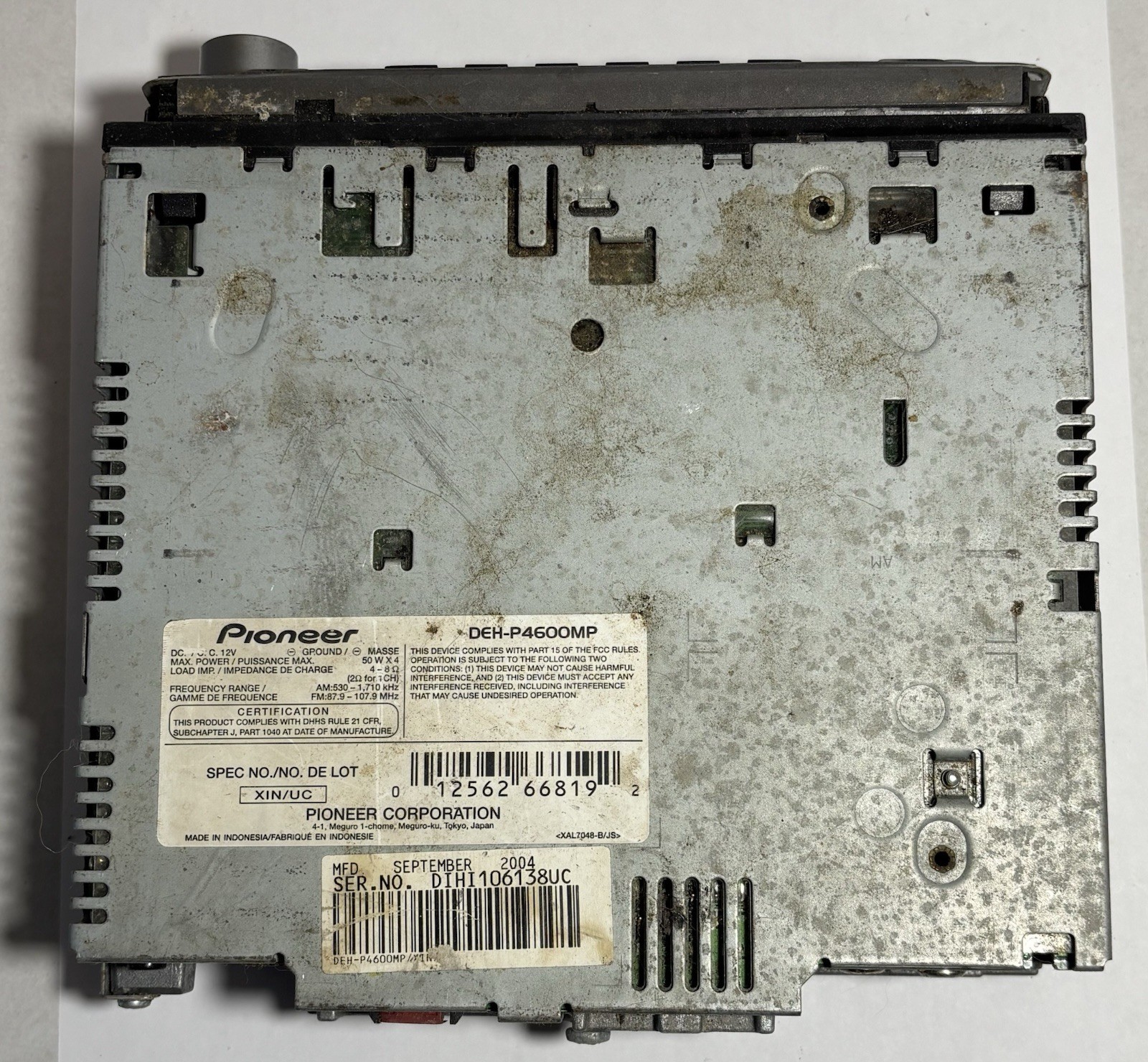 Pioneer DEH-P4600MP CD Player In Dash Receiver 50W x 4 UNTESTED PARTS OR REPAIR