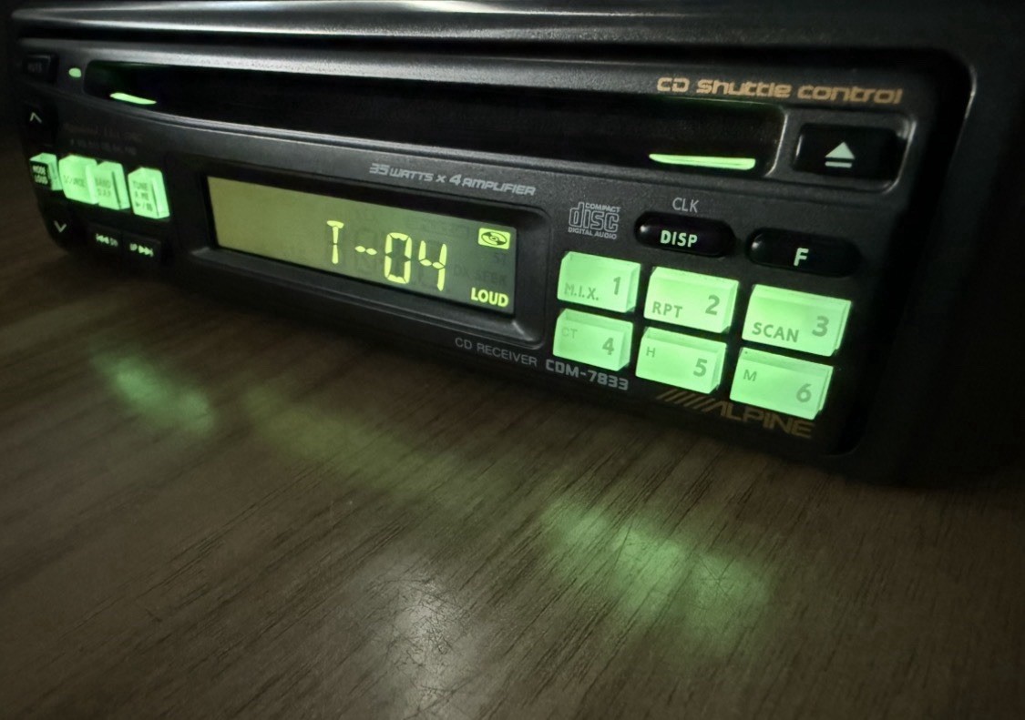 ALPINE CAR AUDIO STEREO IN DASH CD UNIT OLD SCHOOL CDM-7833 VINTAGE RARE! EQ