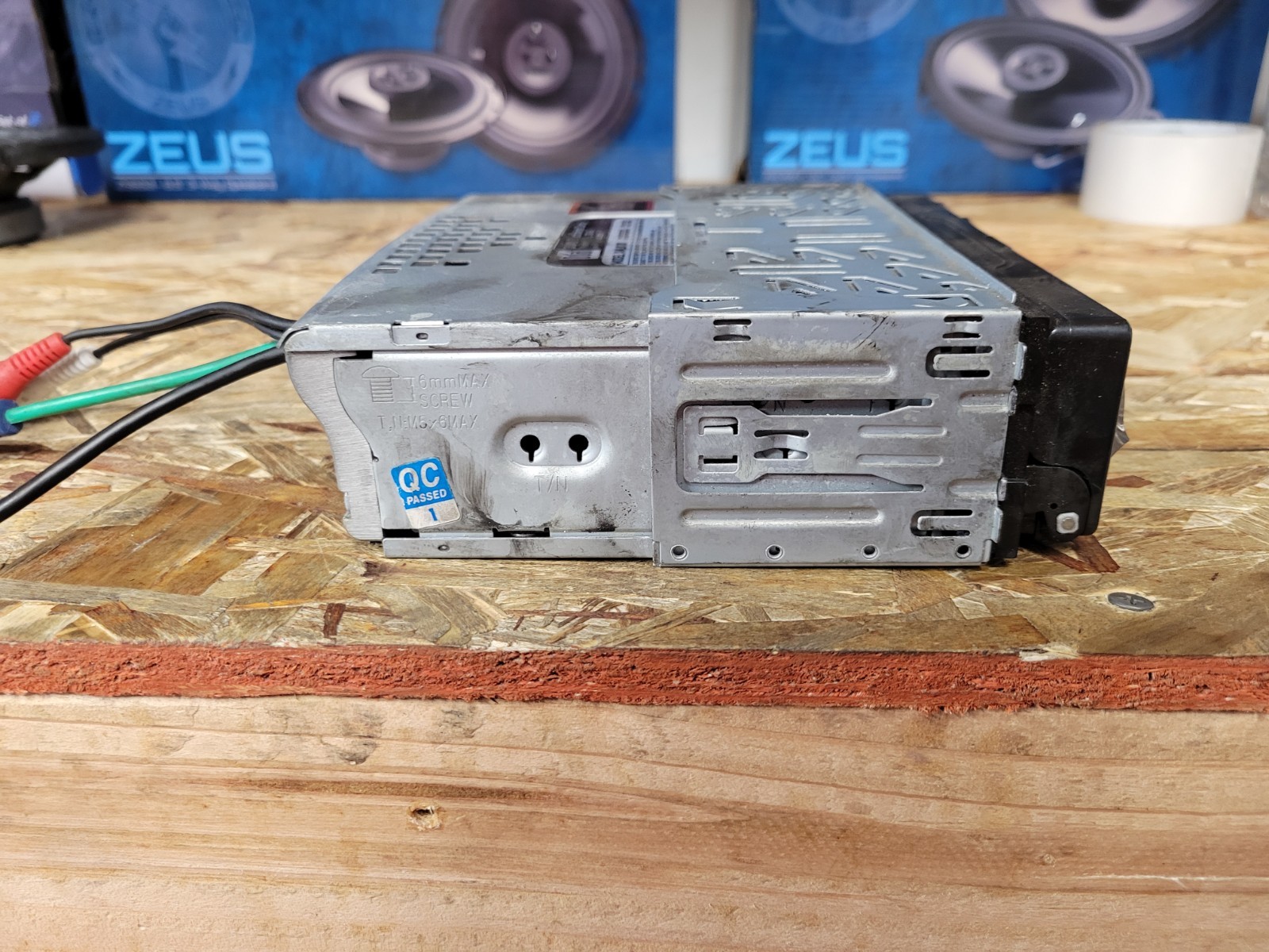 Dual XML8100 iPod Dock/Receiver Used Selling For Parts