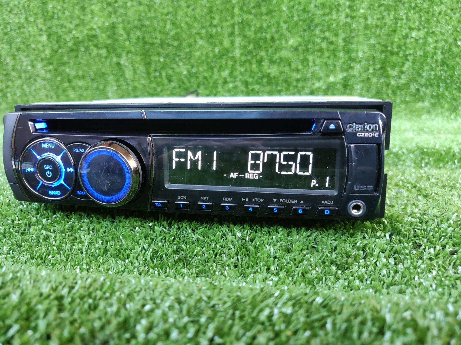 Clarion Cz201e Oem Genuine Original Car Radio