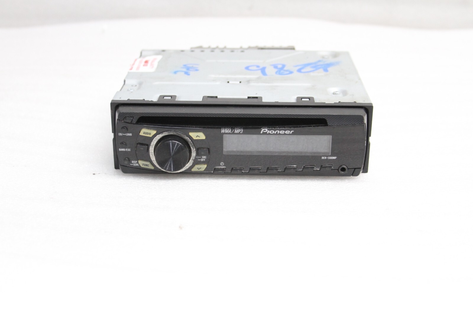 2004 Nissan Xterra Pioneer CD Receiver Aux Input MP3 WMA Player DEH-1300MP #K15
