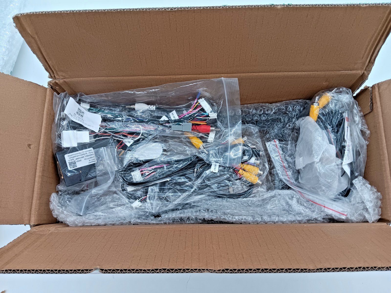 FUNFINE DRIVING WITH FUN | 9IN | FOR AN Android 16+4 pin harness | 2G+32G