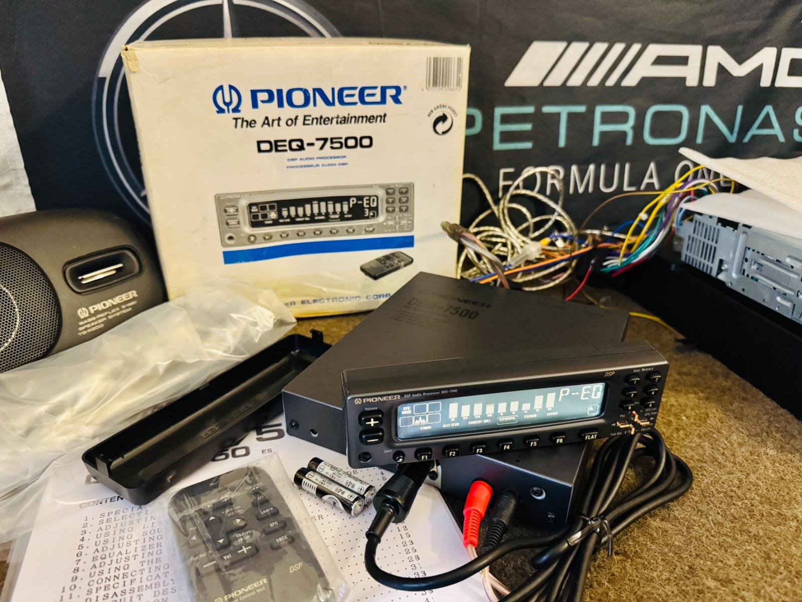 NEW PIONEER DEQ-7500 Car DSP Audio Proccessor Equalizer Analyzer Rare