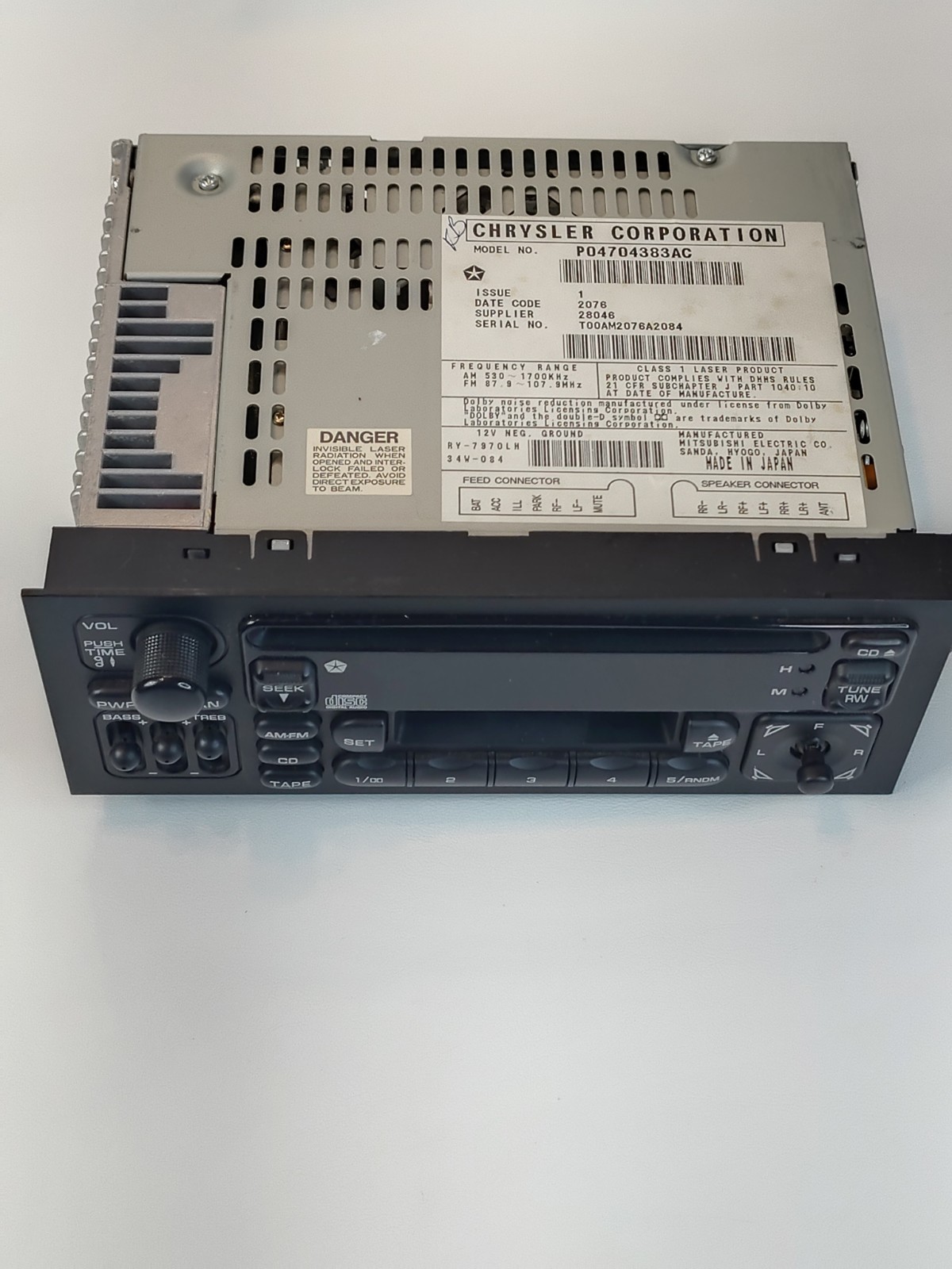 Chrysler car radio PO4704383AC Jeep/Dodge/Ram Read Description