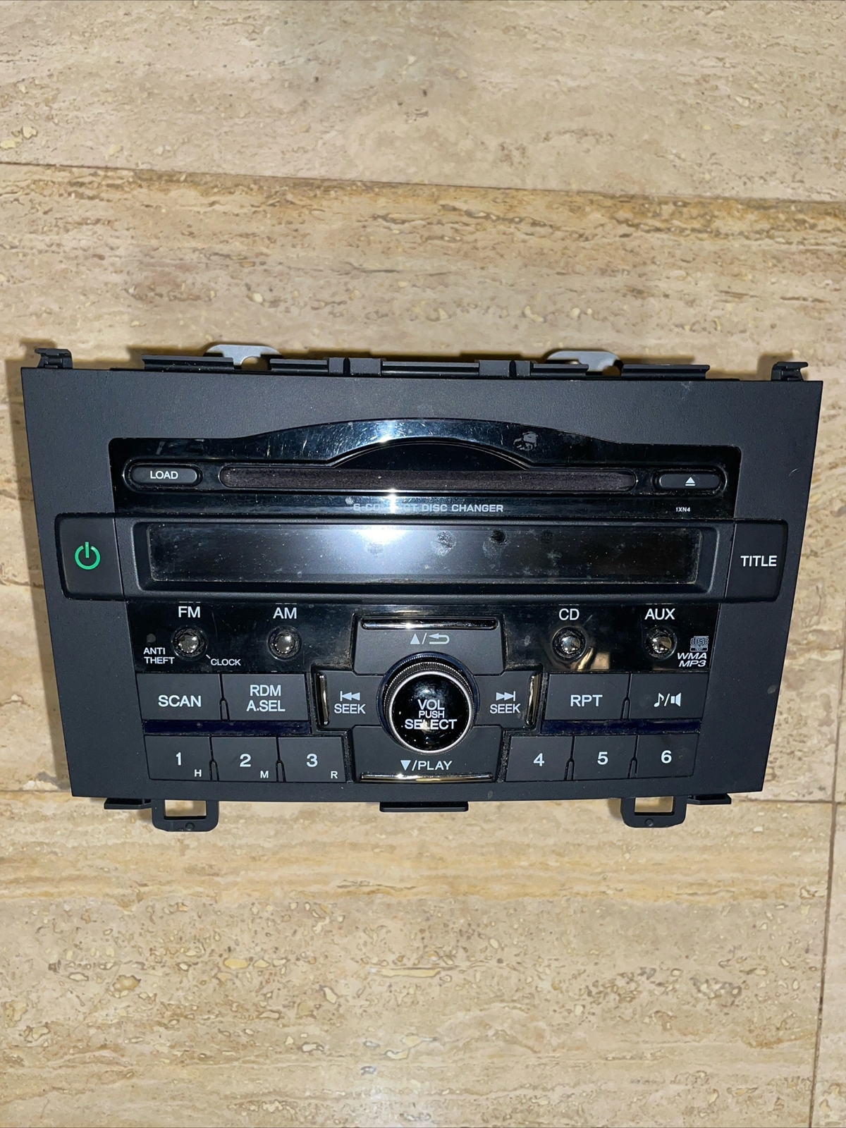 2011 Honda CRV AM FM 6 disc CD radio receiver 39100-SWA-A011-M1 OEM Not Tested