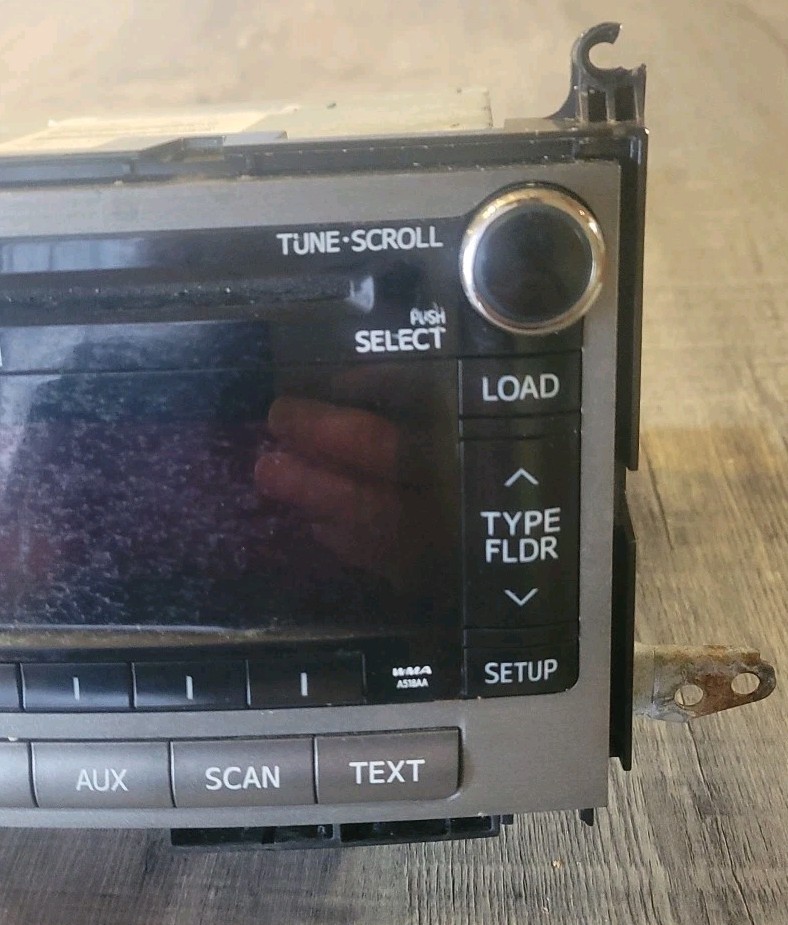 Toyota Venza 2010 2011 2012 Factory Stereo 6 Disc CD Player OEM Radio 861200T090