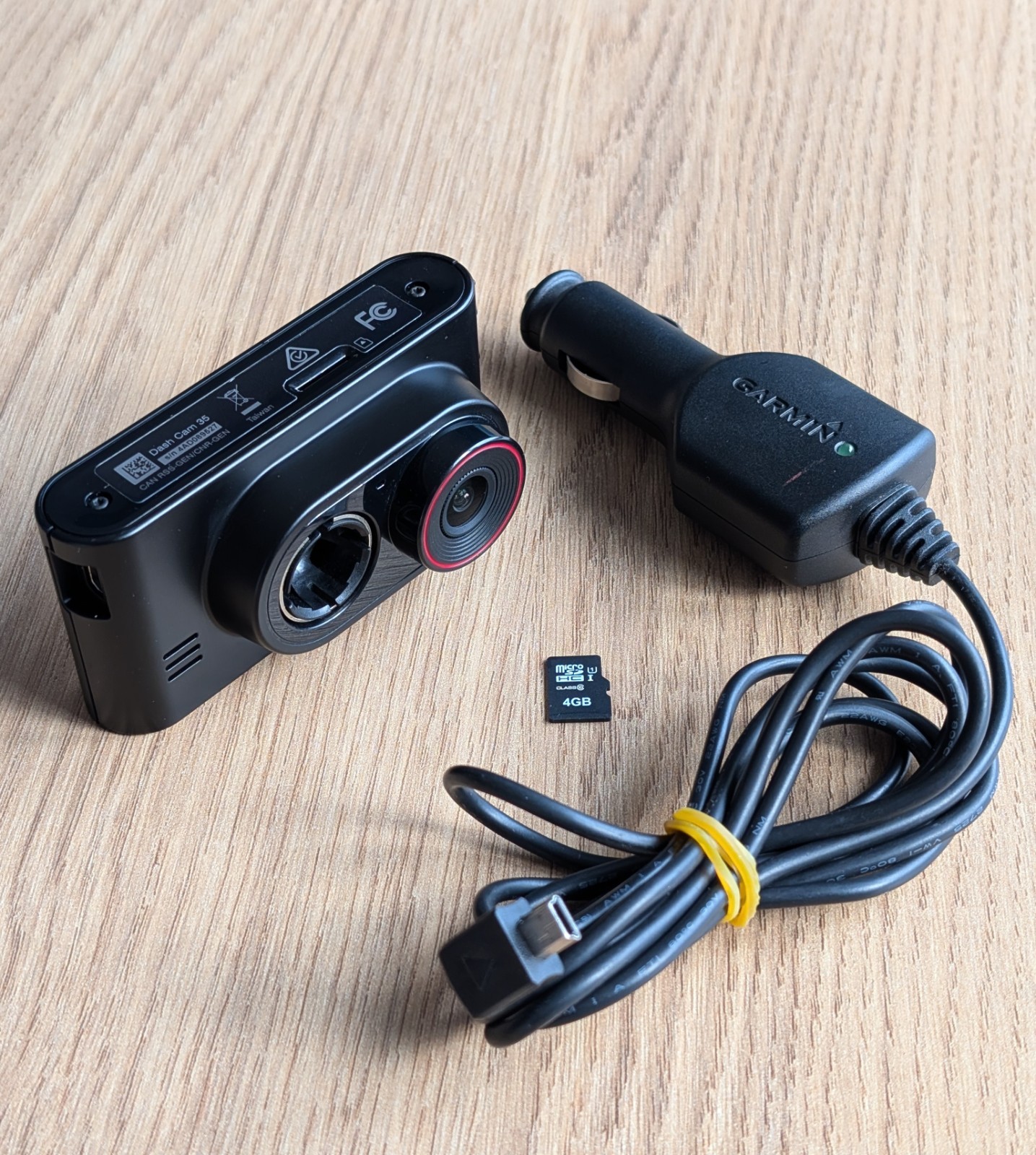 Garmin Dash Cam 35 Full HD Automotive Recording Device GPS Enabled