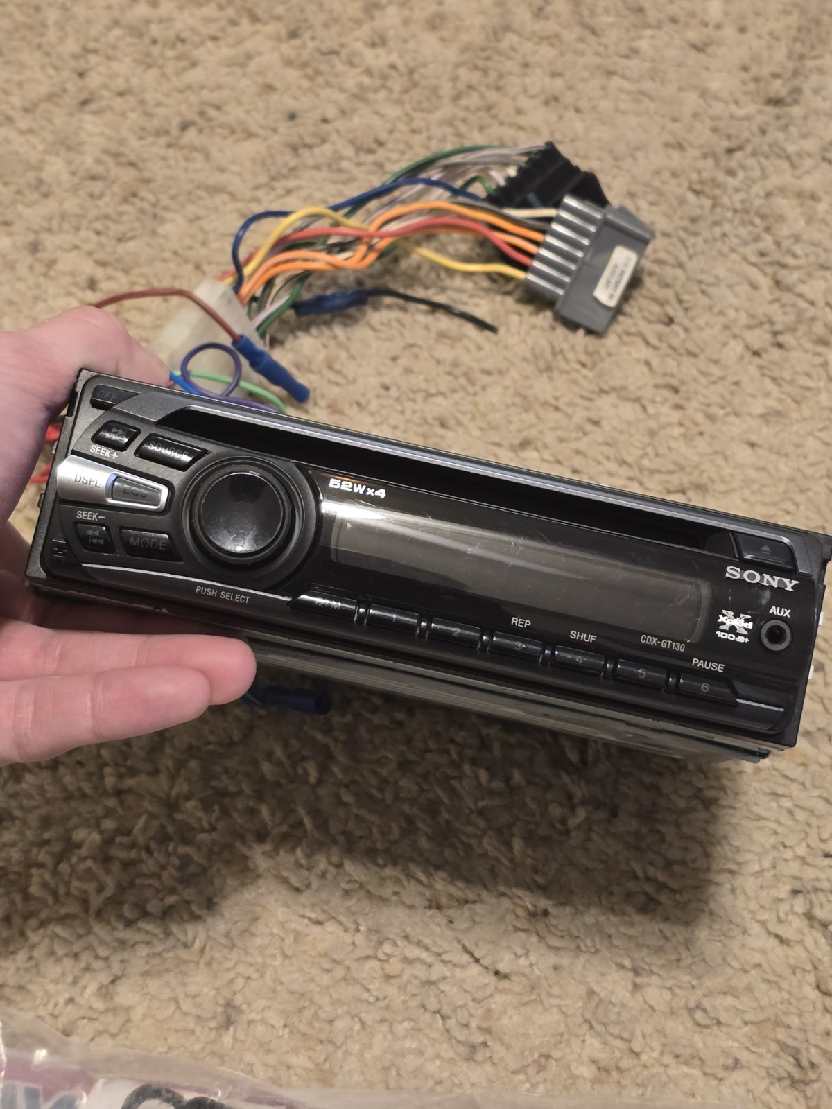 Sony Xplod CDX-GT130