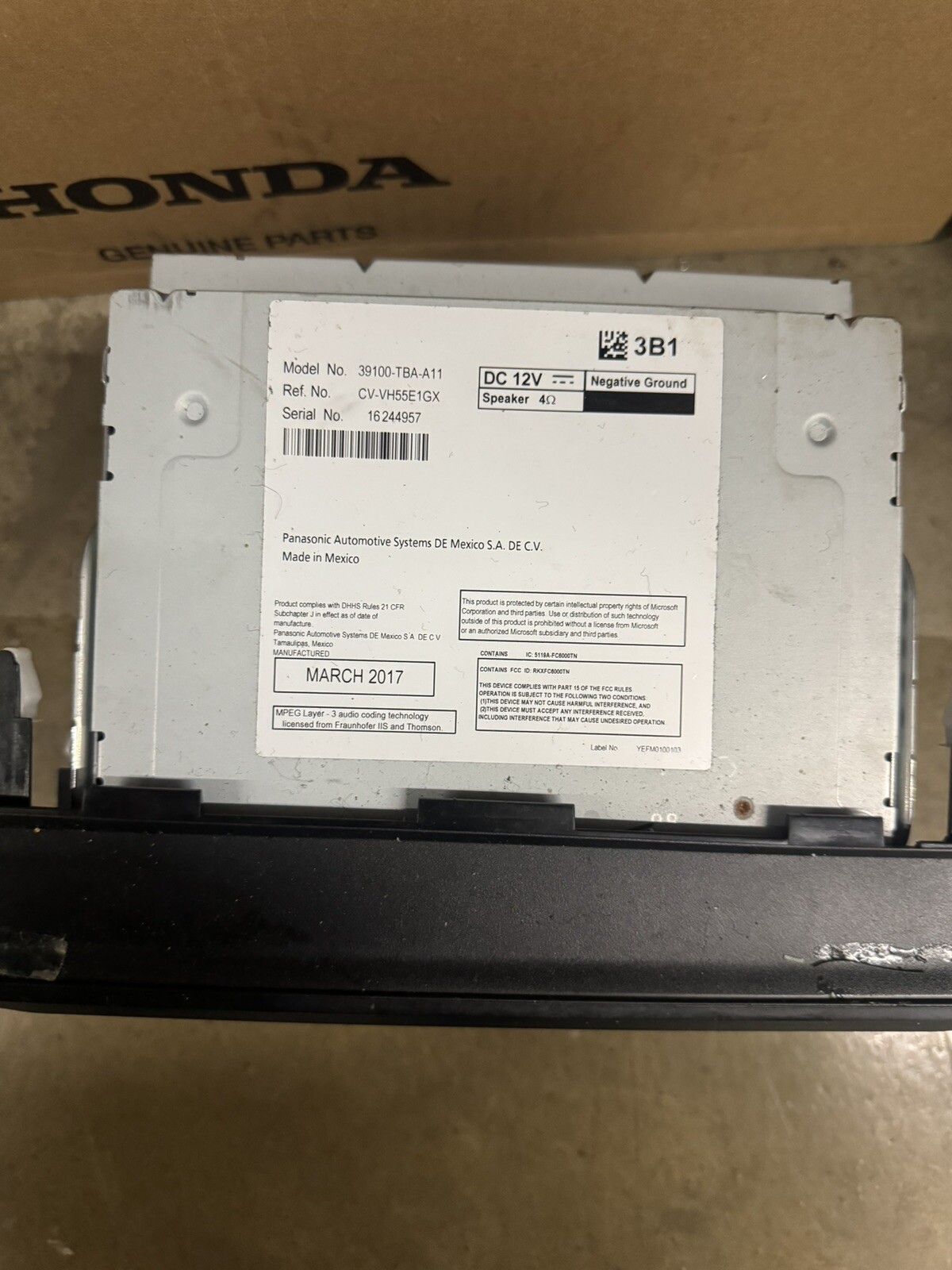 Honda Civic 16 2017 RADIO AUDIO AM FM FACTORY DASH UNIT OEM # 39100TBAA11