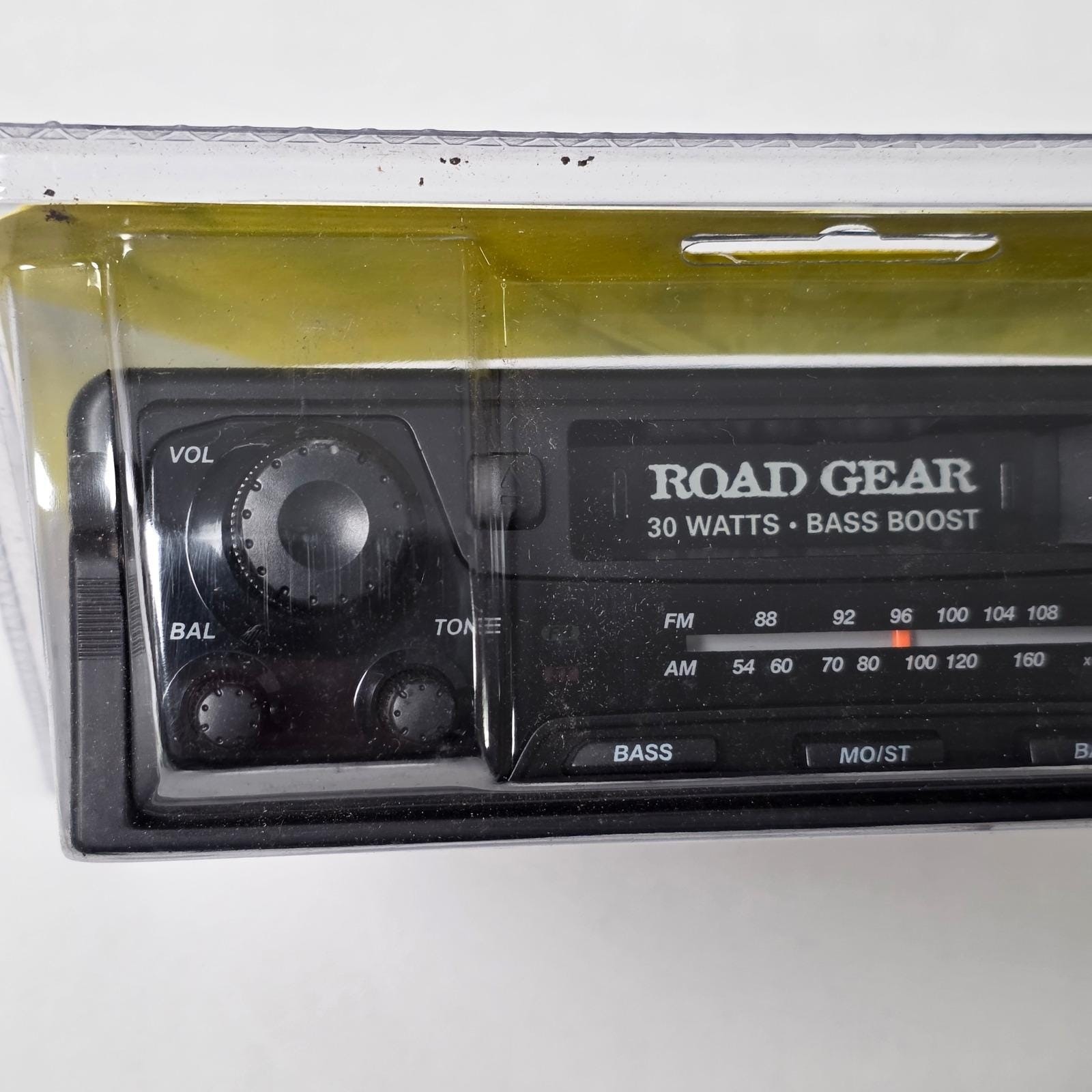 Road Gear RGCMP Car Stereo Receiver 30W AM/FM Cassette Bass Boost Black Vintage