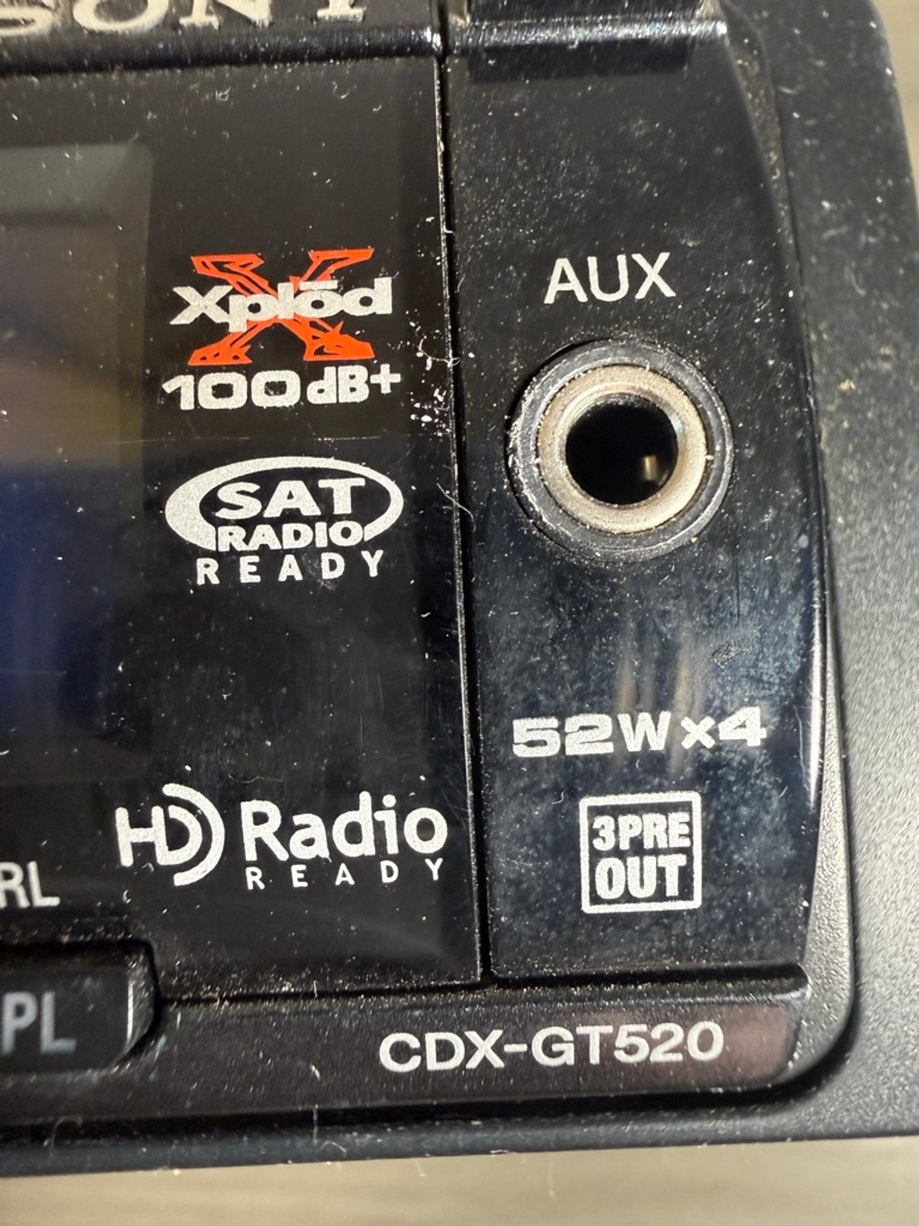 Sony Xplod CDX-GT520 car audio player