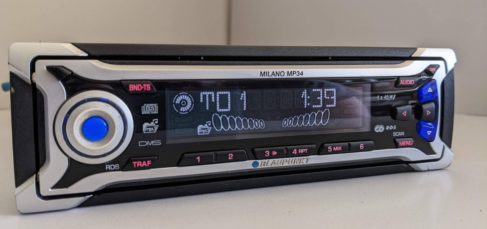 Blaupunkt Milano MP34 7644192310 Original Car Radio CD MP3 Aux-In 4×25 Watt