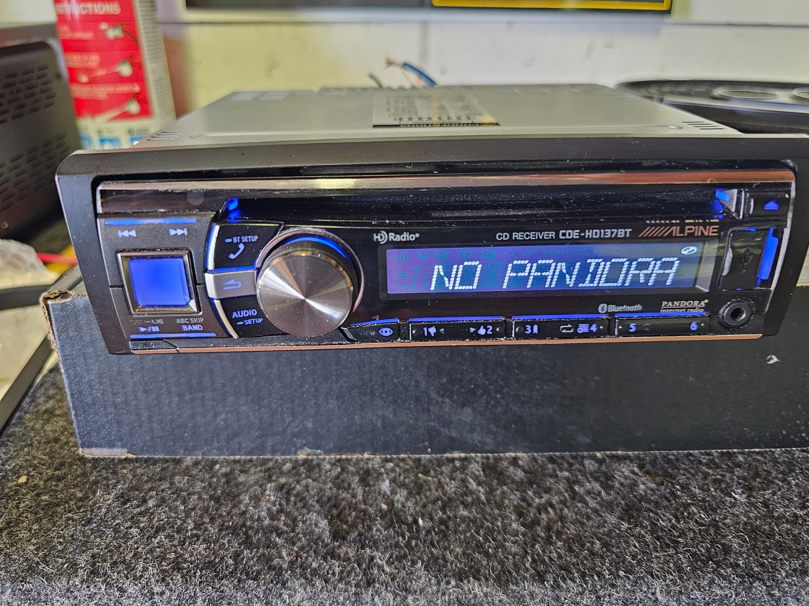 Alpine CDE-HD137BT Bluetooth CD Receiver 💥💥