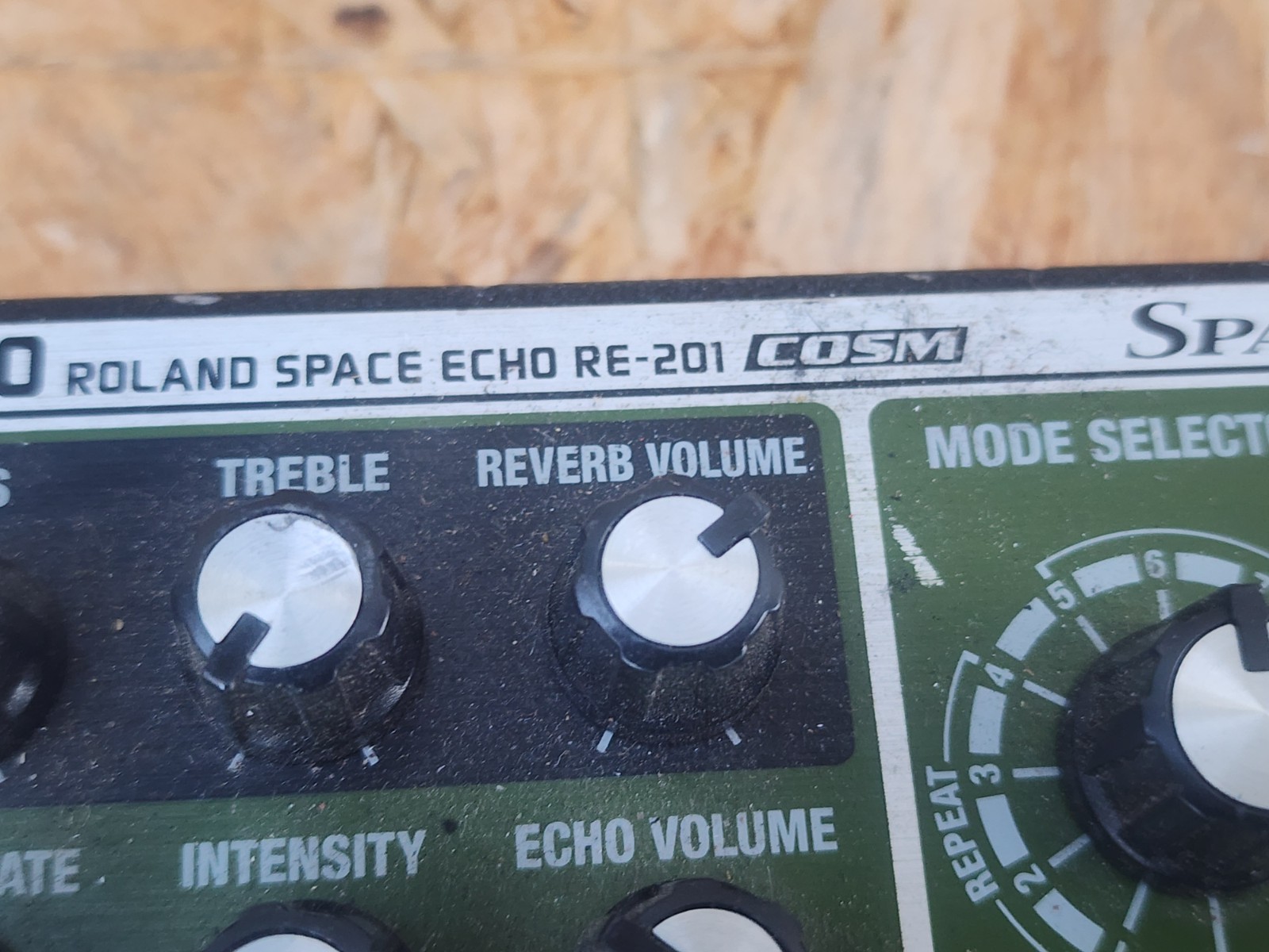BOSS ROLLAND Space Echo RE 20 COSM RE-201 vintage Electronic Music Gear Reverb