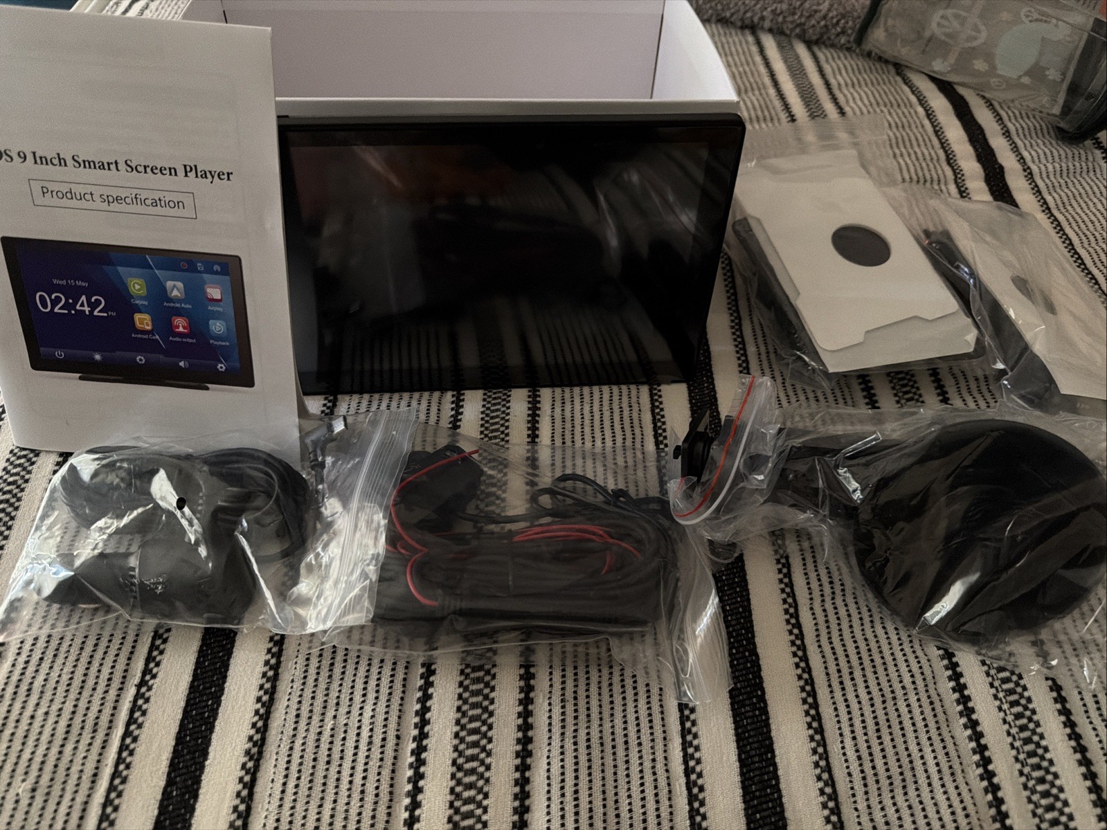 Hauxiy Q9S Wireless Smartscreen Stereo 9″ CarPlay /Android