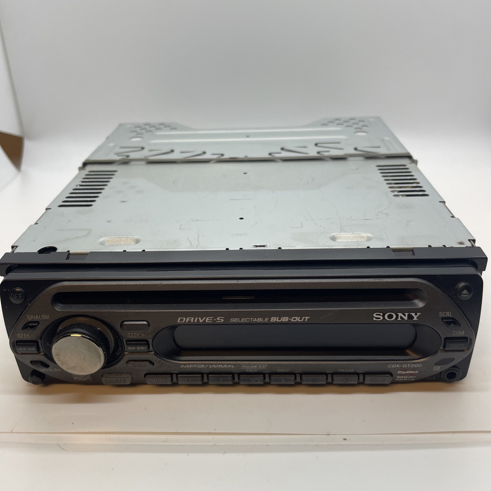 Sony CDX-GT200 Car Radio AM/FM CD Player MP3 Xplod Series Untested