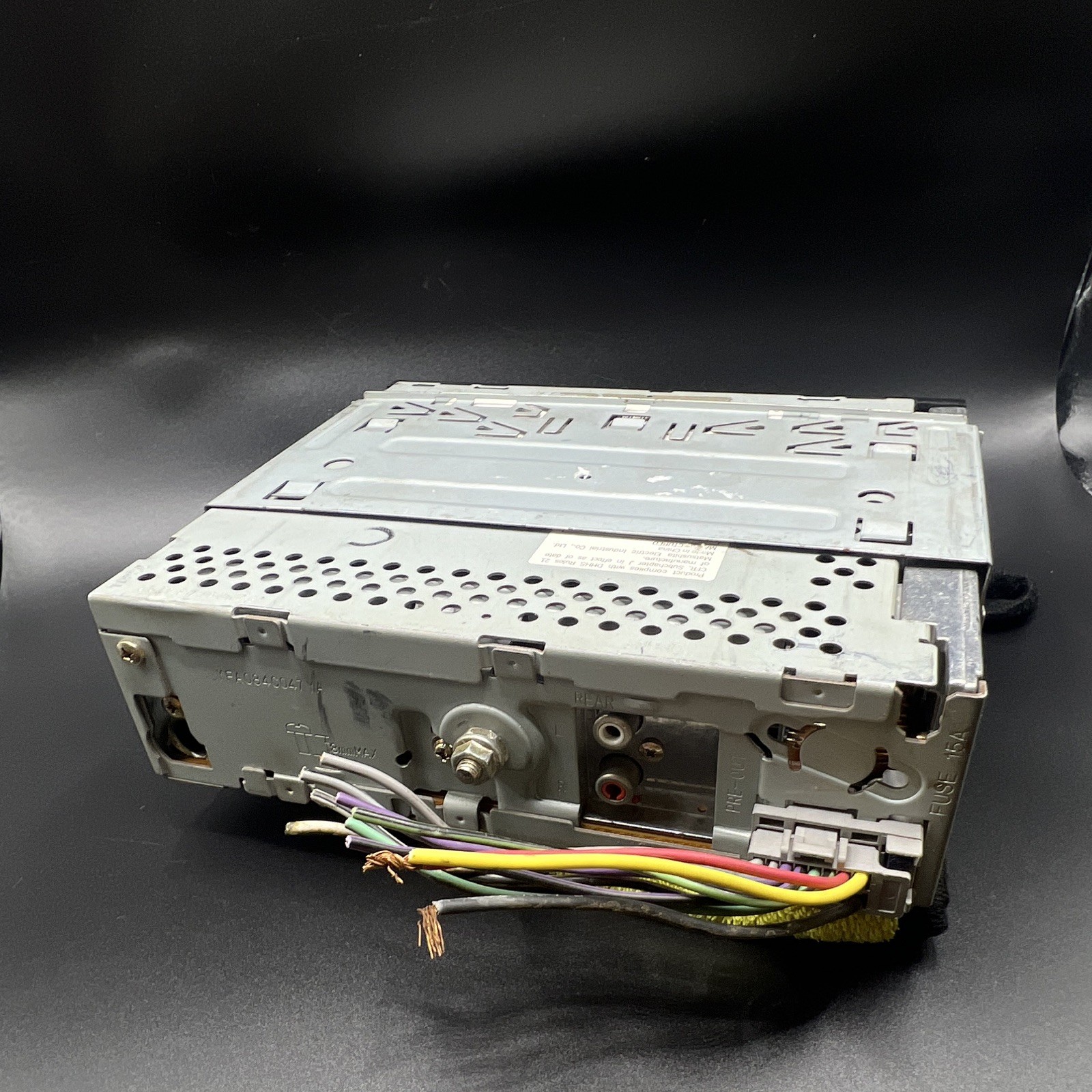 Panasonic CQ-C1100U 45W x 4 built-in amplifier, an AM/FM CDs, CD-Rs, and CD-RW