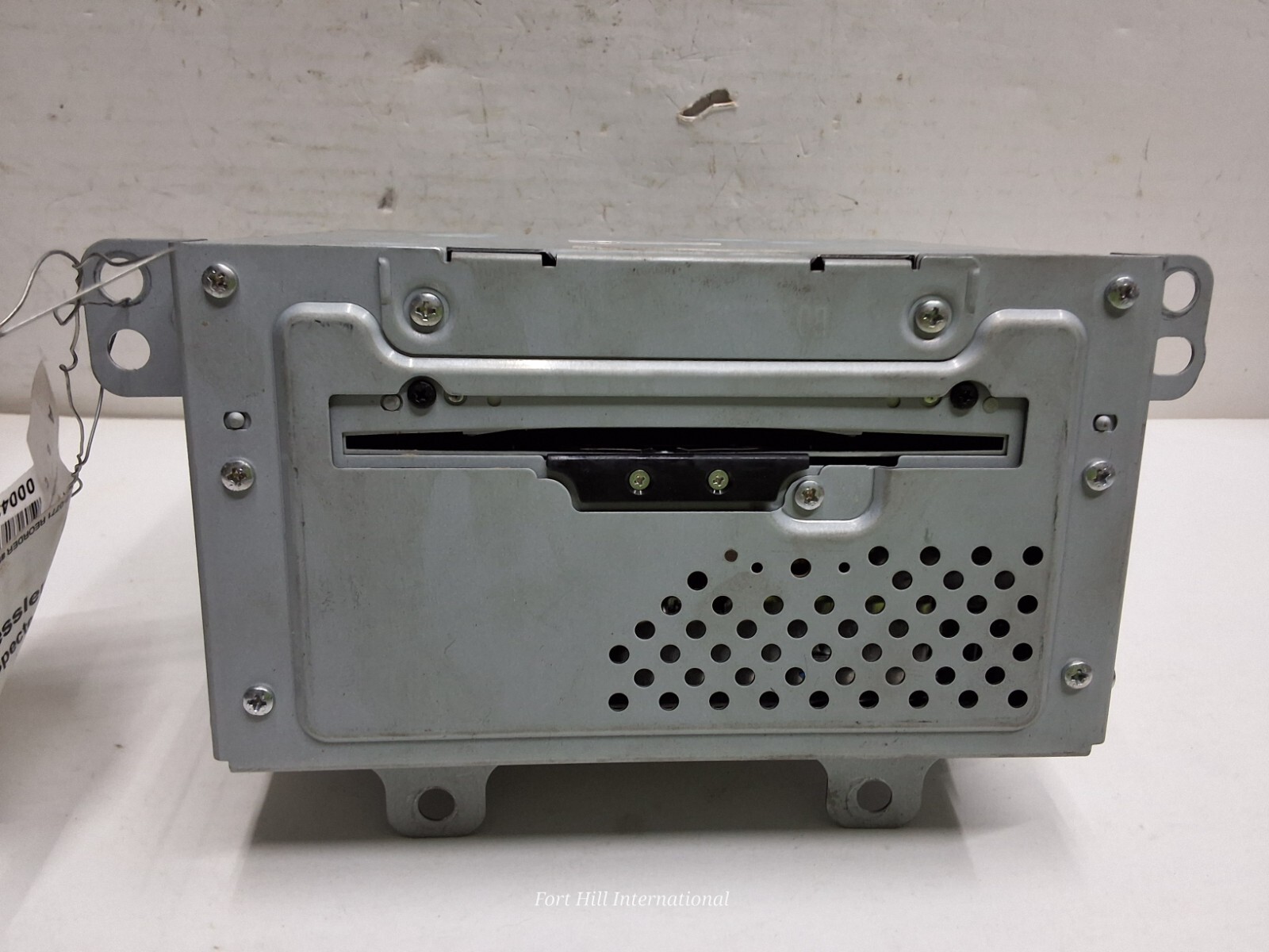 10 11 Cadillac SRX Buick regal lacrosse AM/FM XM 6 disc CD radio 20888798