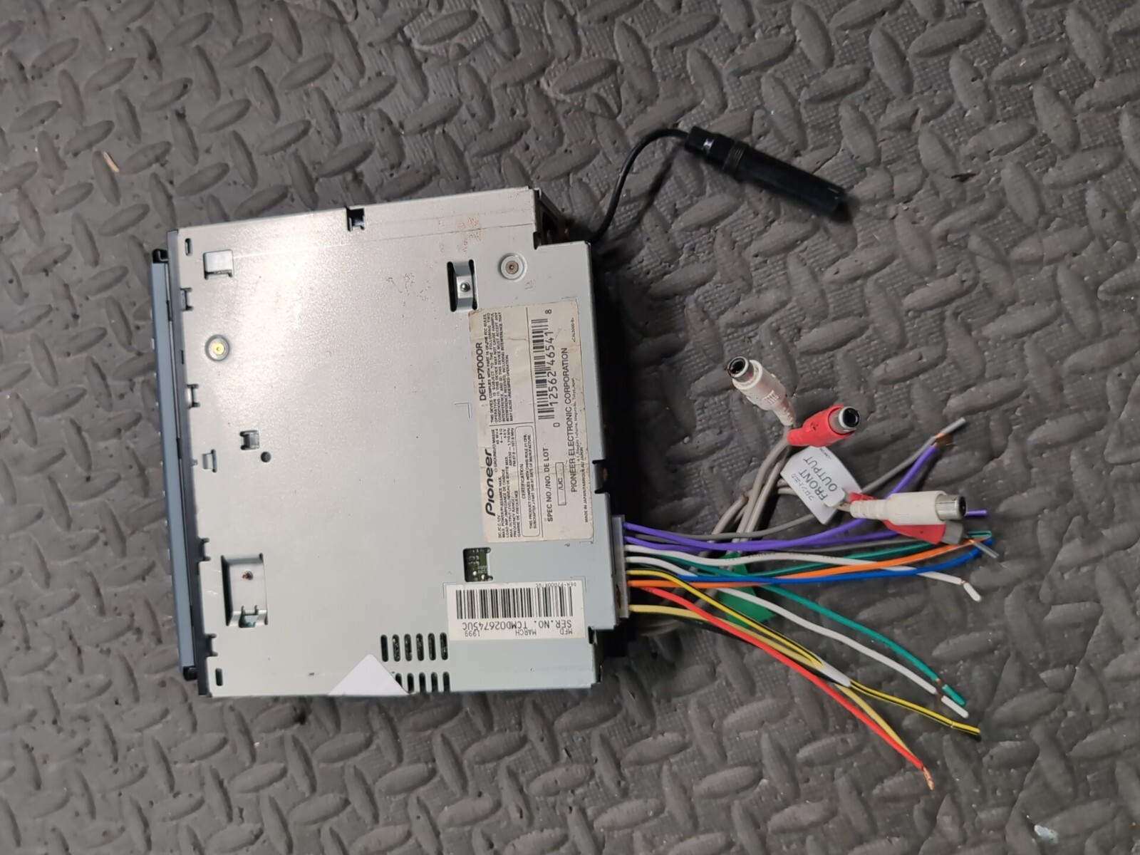 Pioneer deh-p7000r Car Radio CD 45Wx4 RDS EEQ – No Volume Buttons – Old School