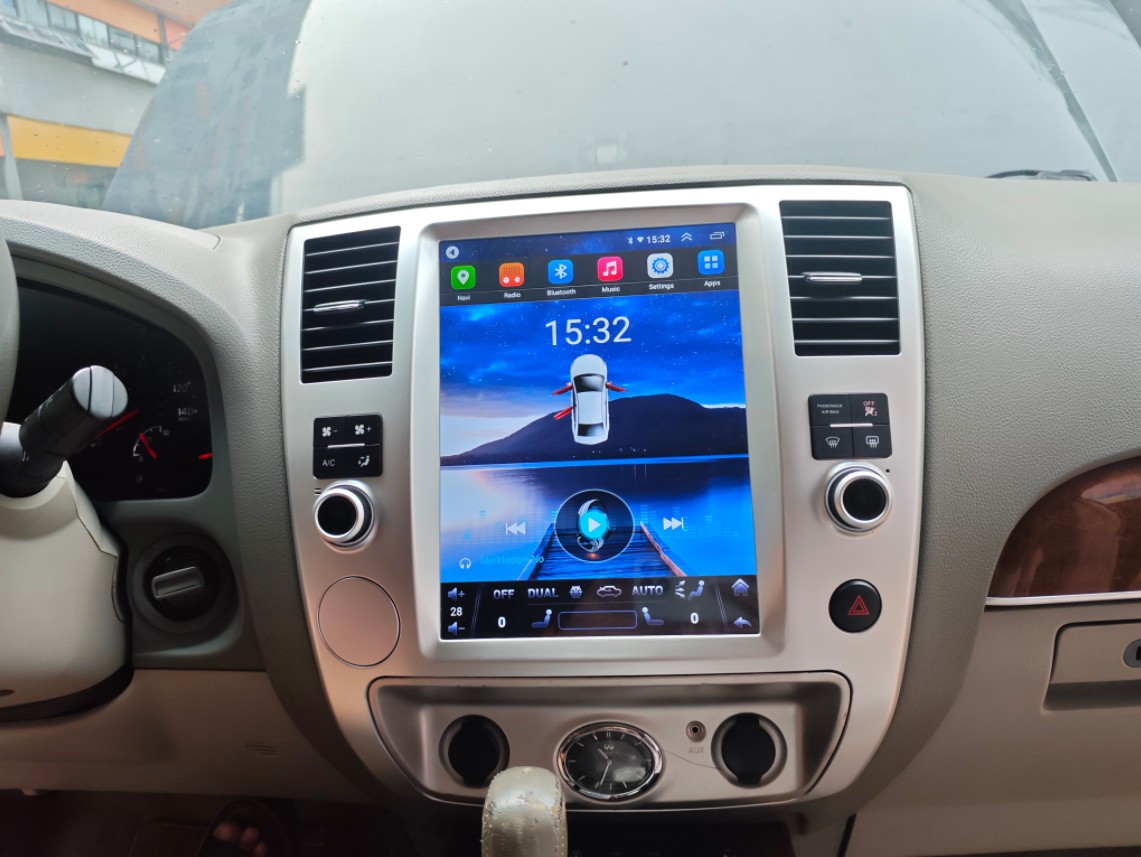 12.1” 2+32GB Android 13 Car Radio Stereo GPS Navi For Infiniti QX56 2008-2011