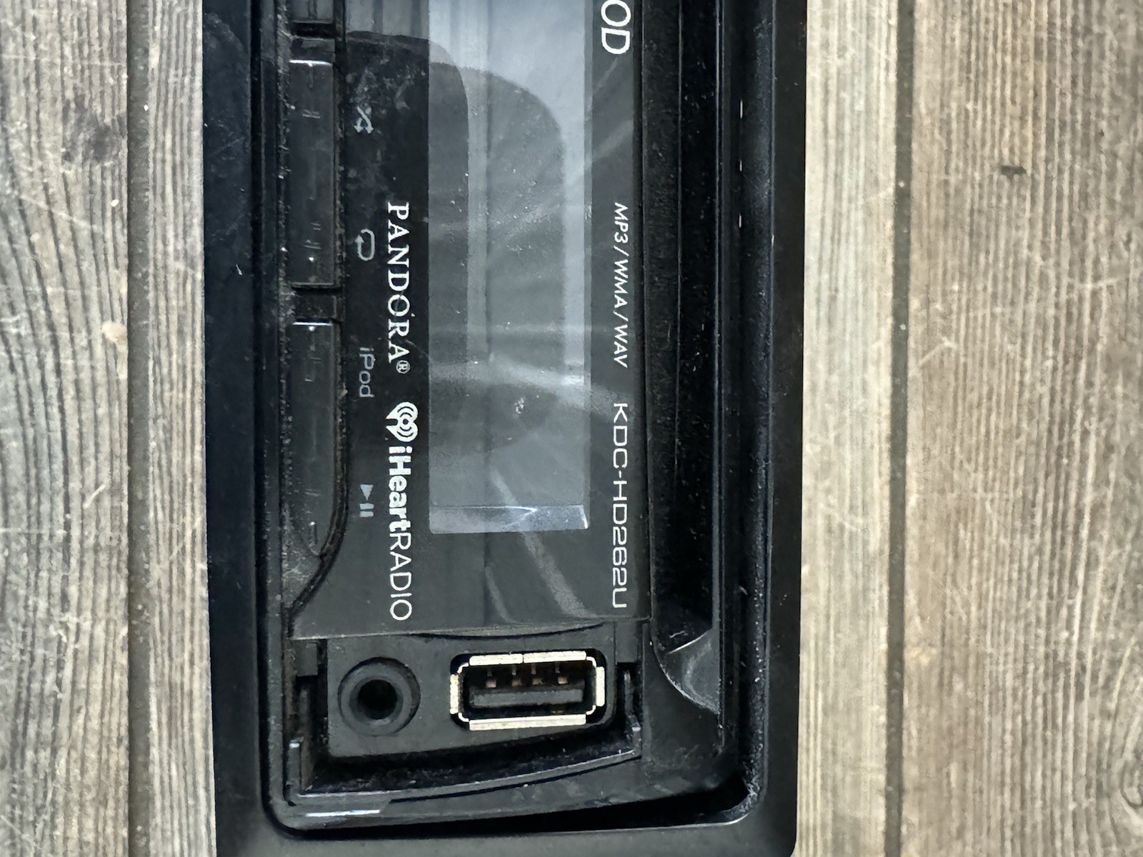 Kenwood “KDC-HD262U” CD Android HD Radio USB Interface MP3 AM/FM AUX