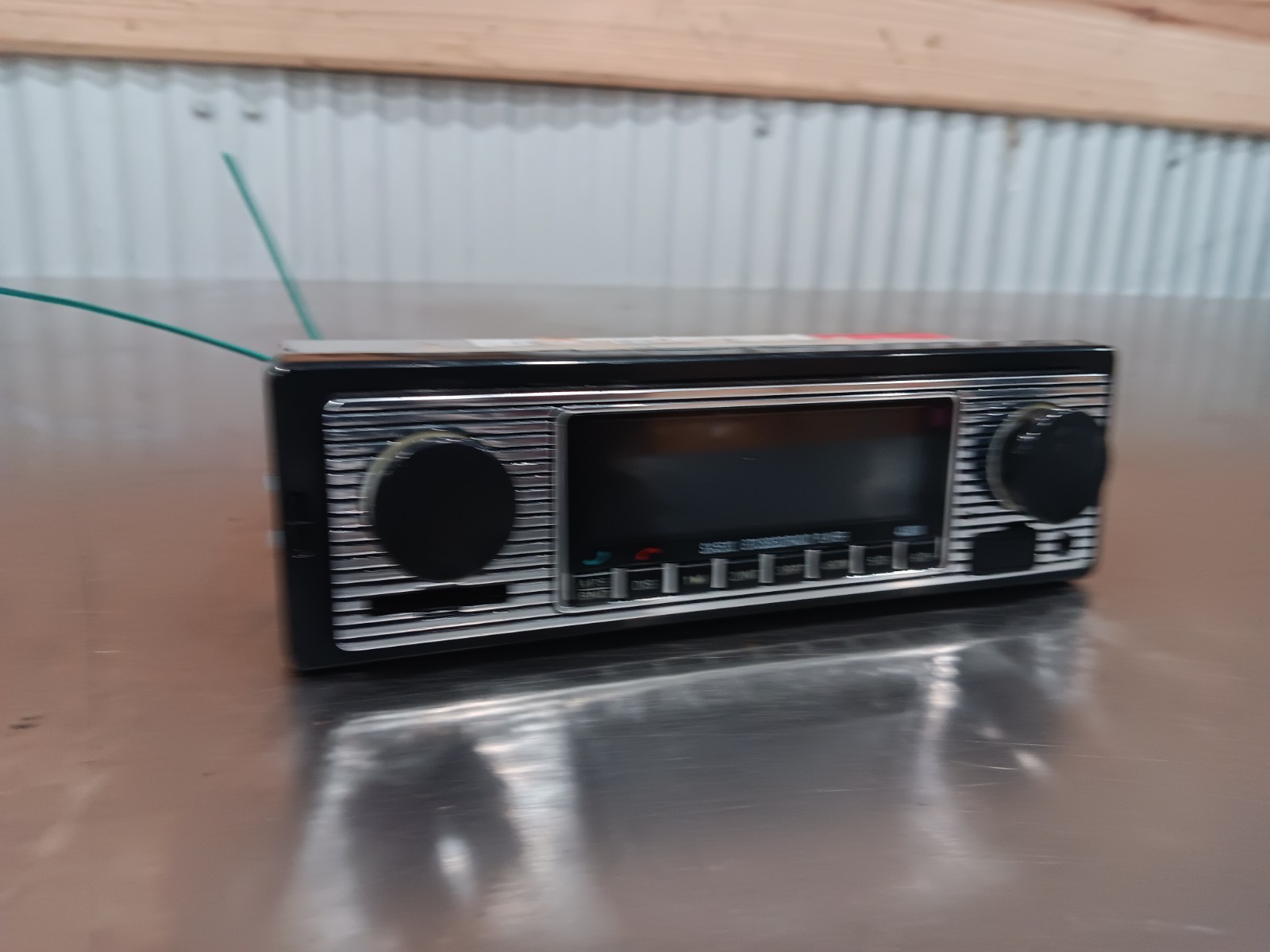 Bluetooth Vintage Car FM Radio MP3 Player USB Classic Stereo Audio Receiver AUX