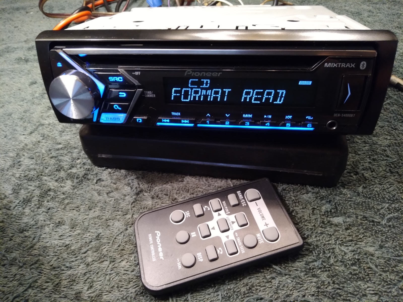 Pioneer DEH-S4000BT, Bluetooth CD /MP3/ USB, Receiver, 200 watts,