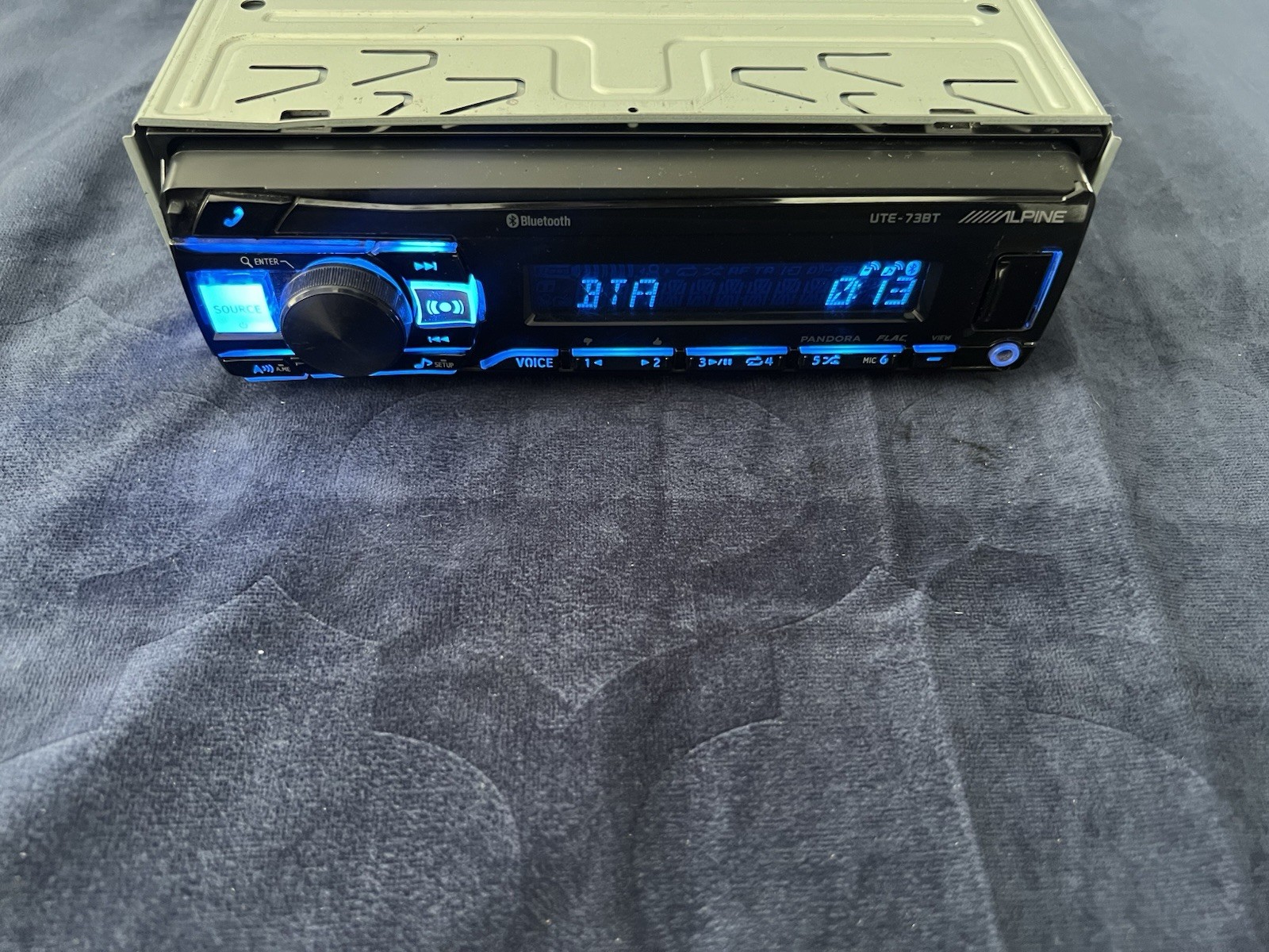 ⭐️Pre-Owned,TESTED⭐️ Alpine BT|USB|AM/FM -(UTE-73BT)